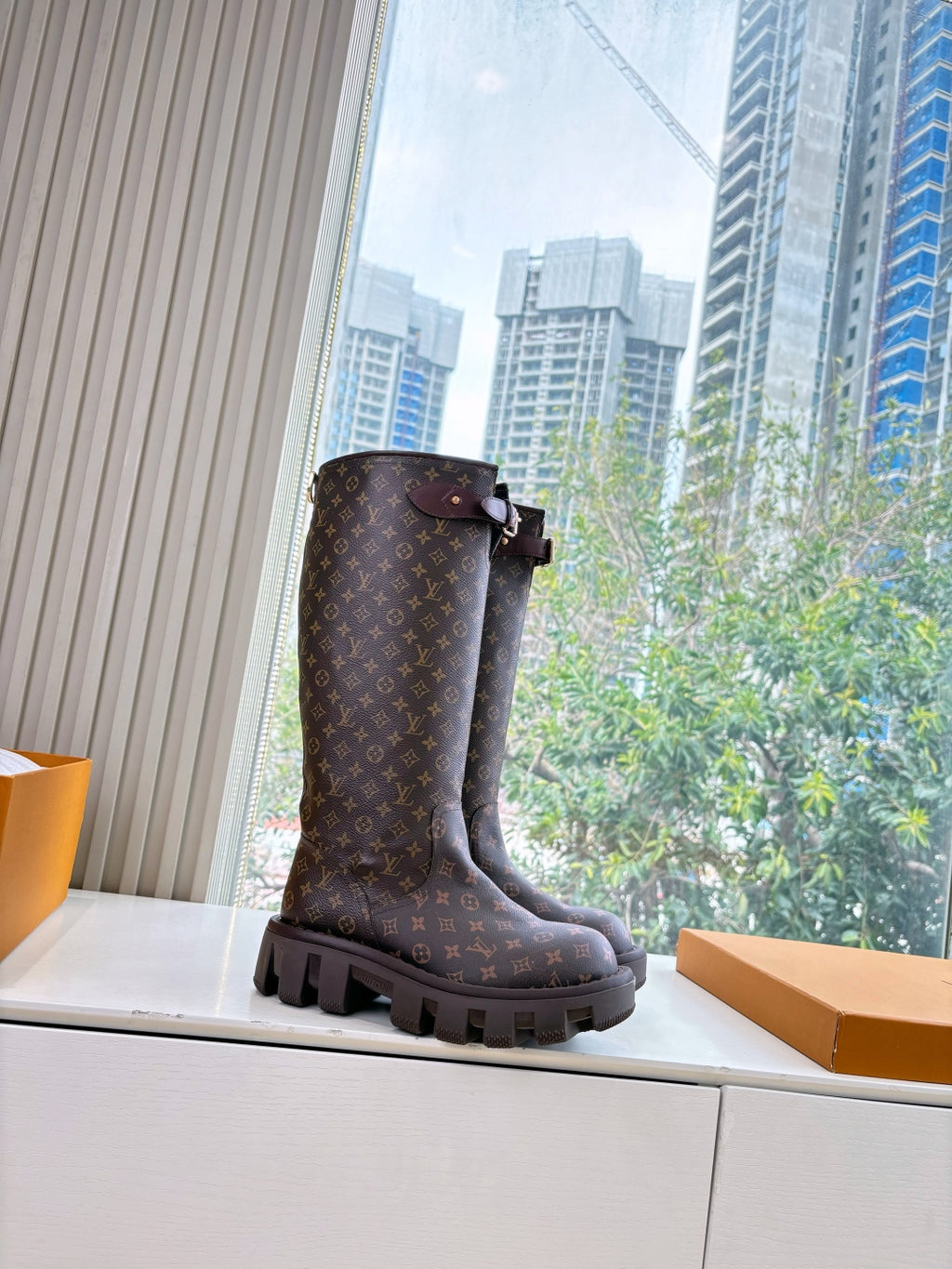 Louis Vuitton Çizme