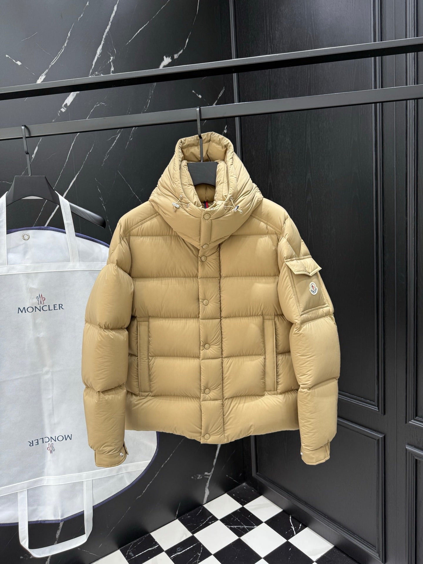 Moncler Mont