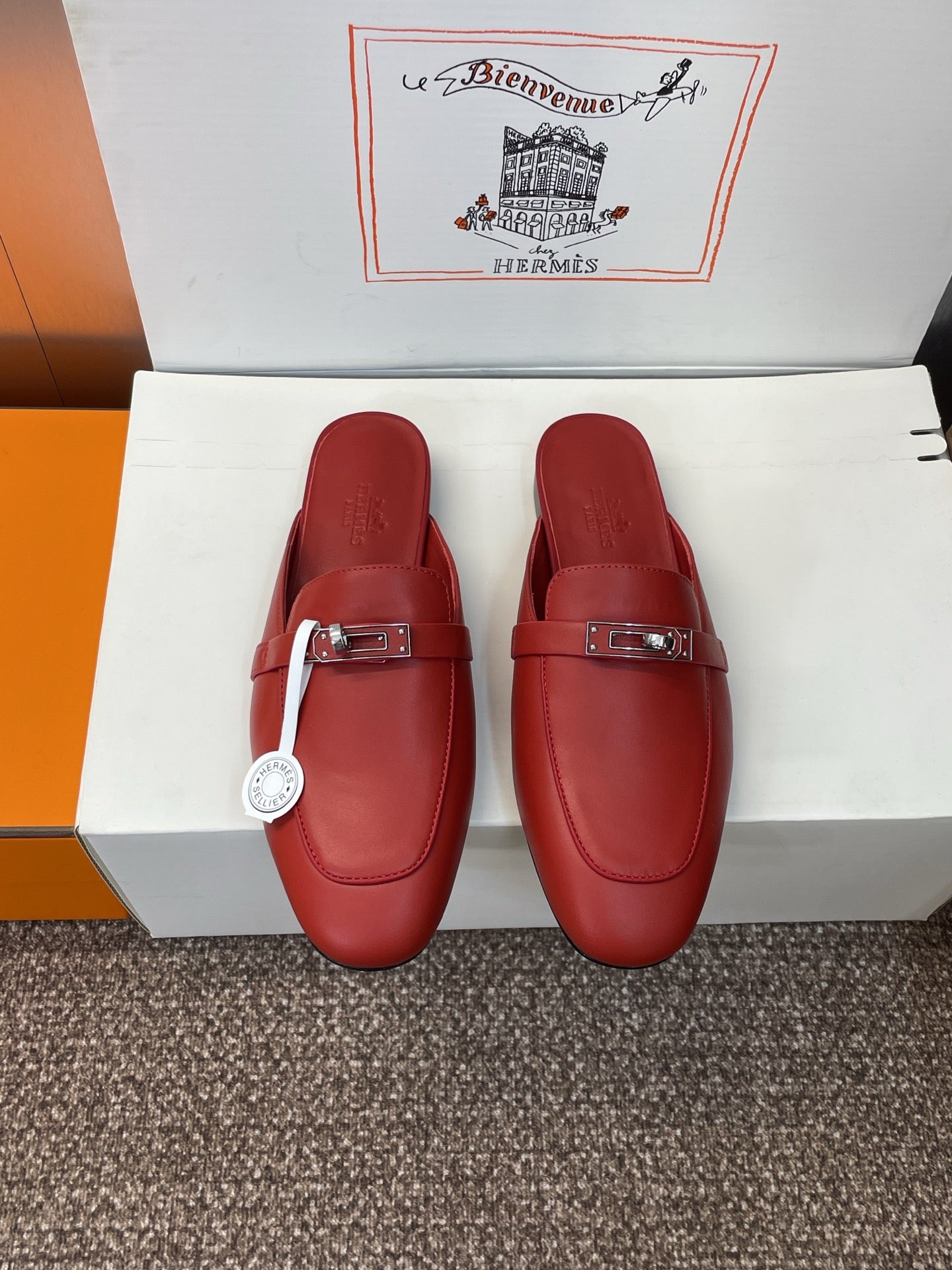 Hermes Slipper