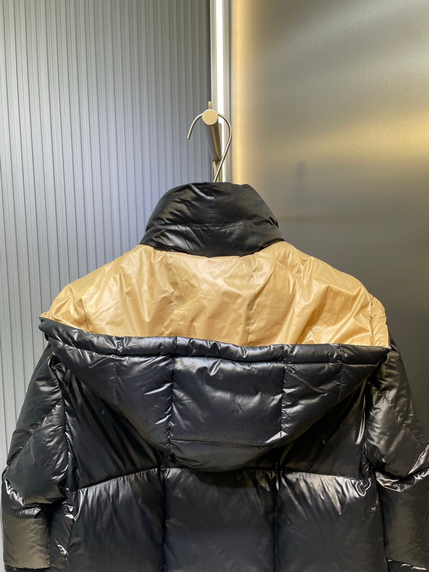 Moncler Kastüyü Mont