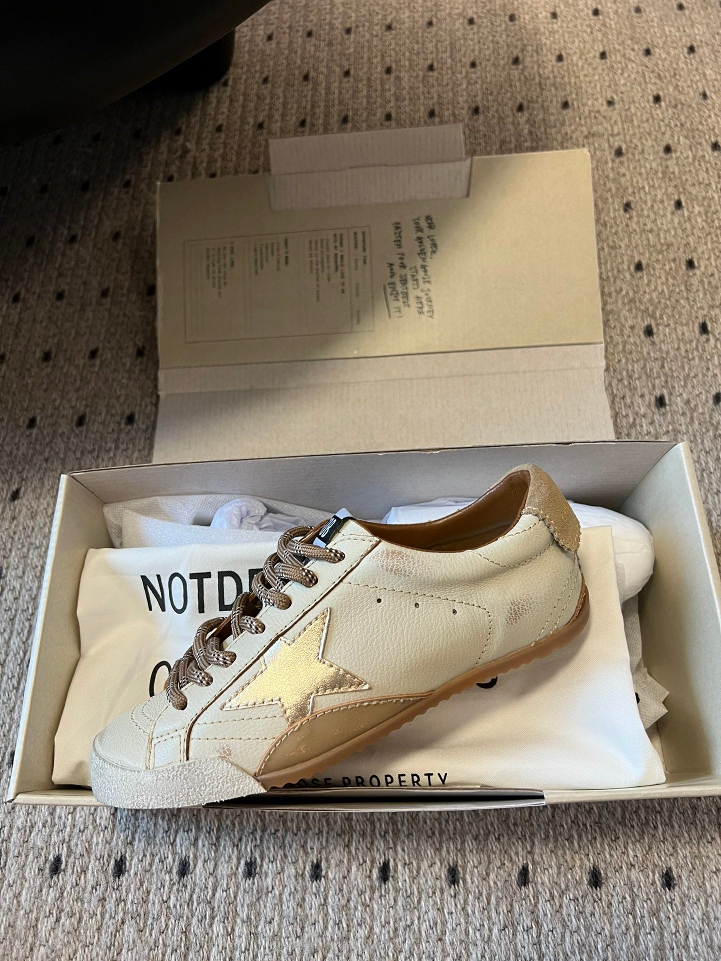 Golden Goose Sneaker