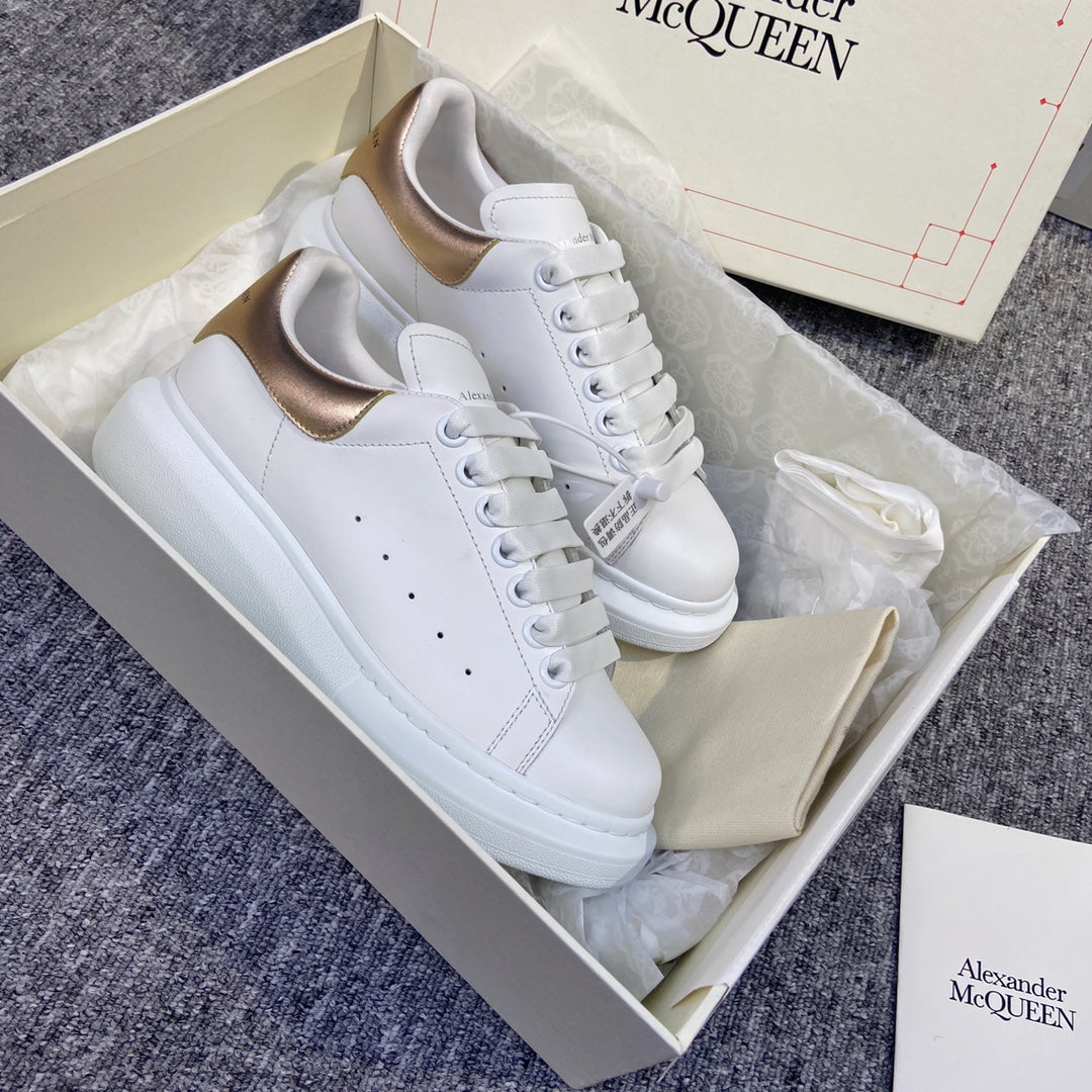 Alexander McQueen Sneaker