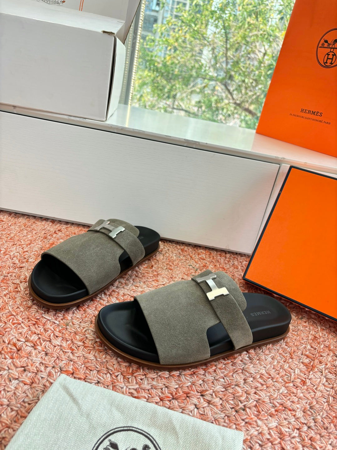Hermes Slipper