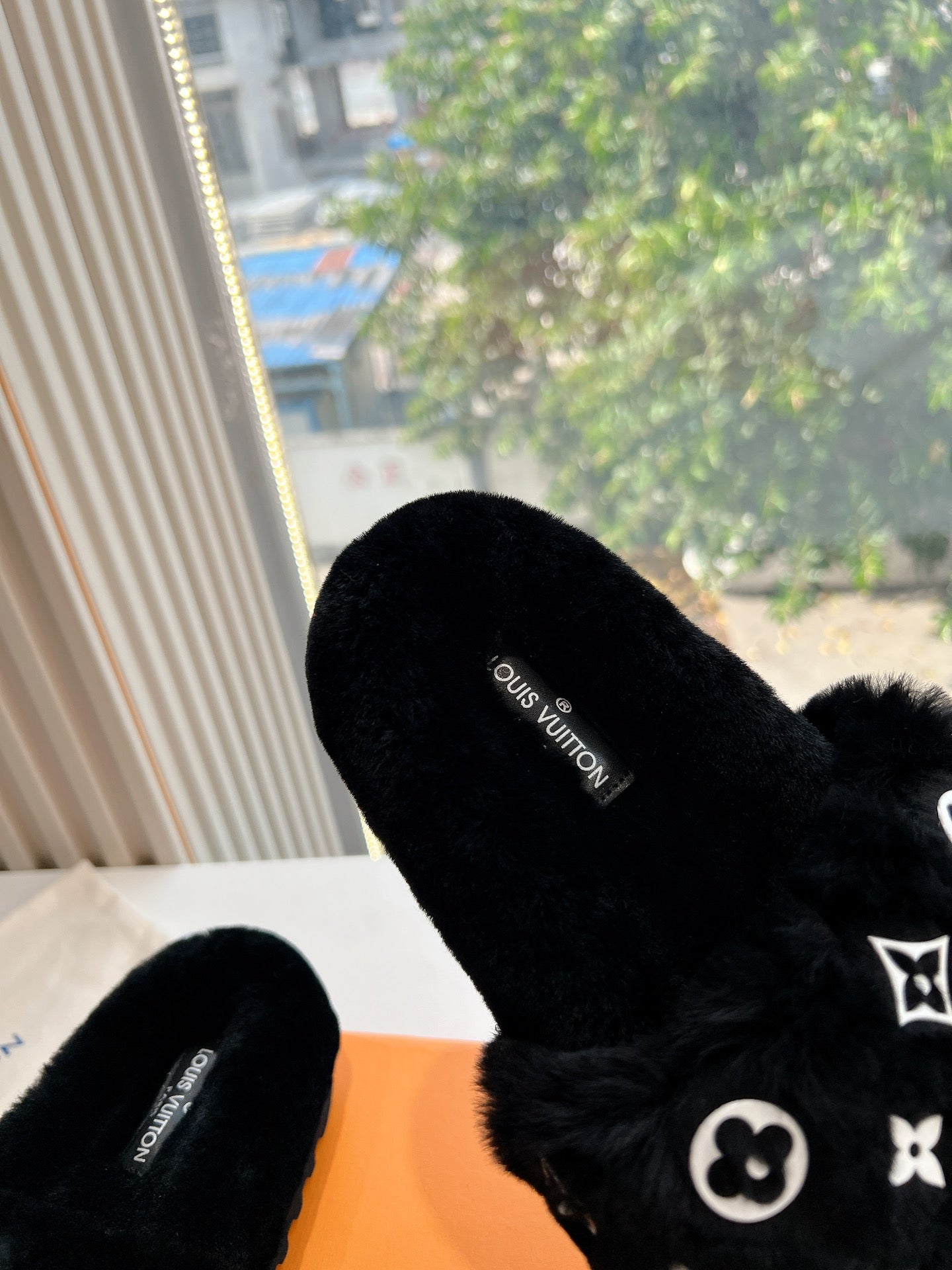 Louis Vuitton Slipper