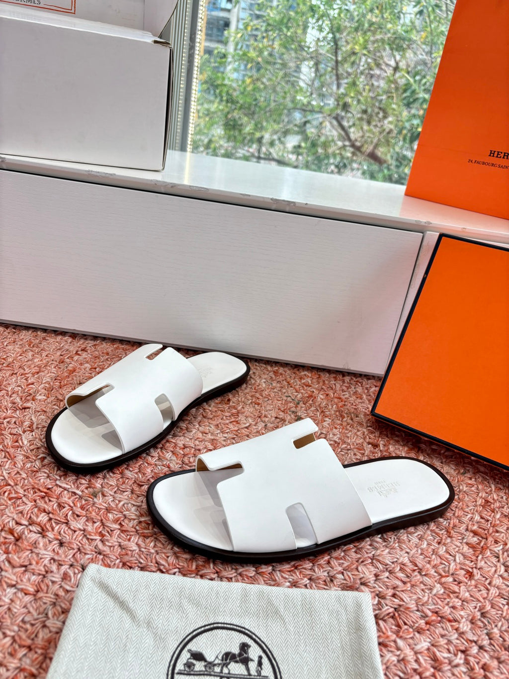Hermes Slipper