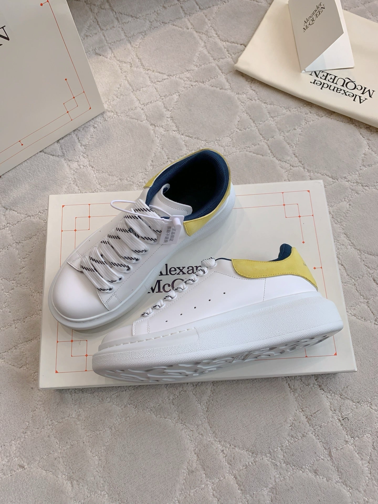 Alexander McQueen Sneaker