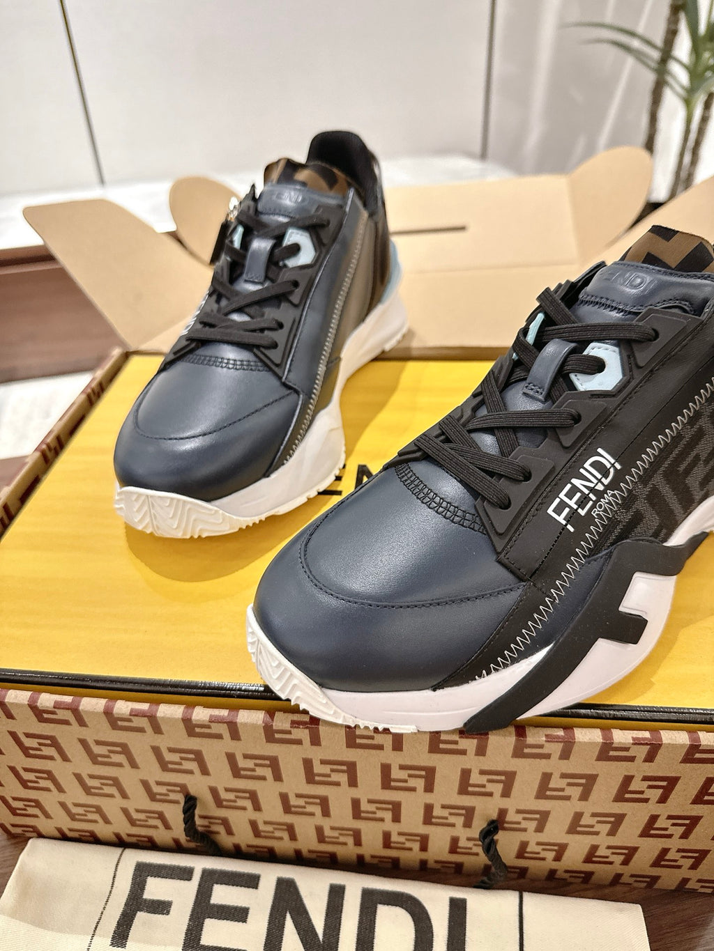 Fendi Sneaker