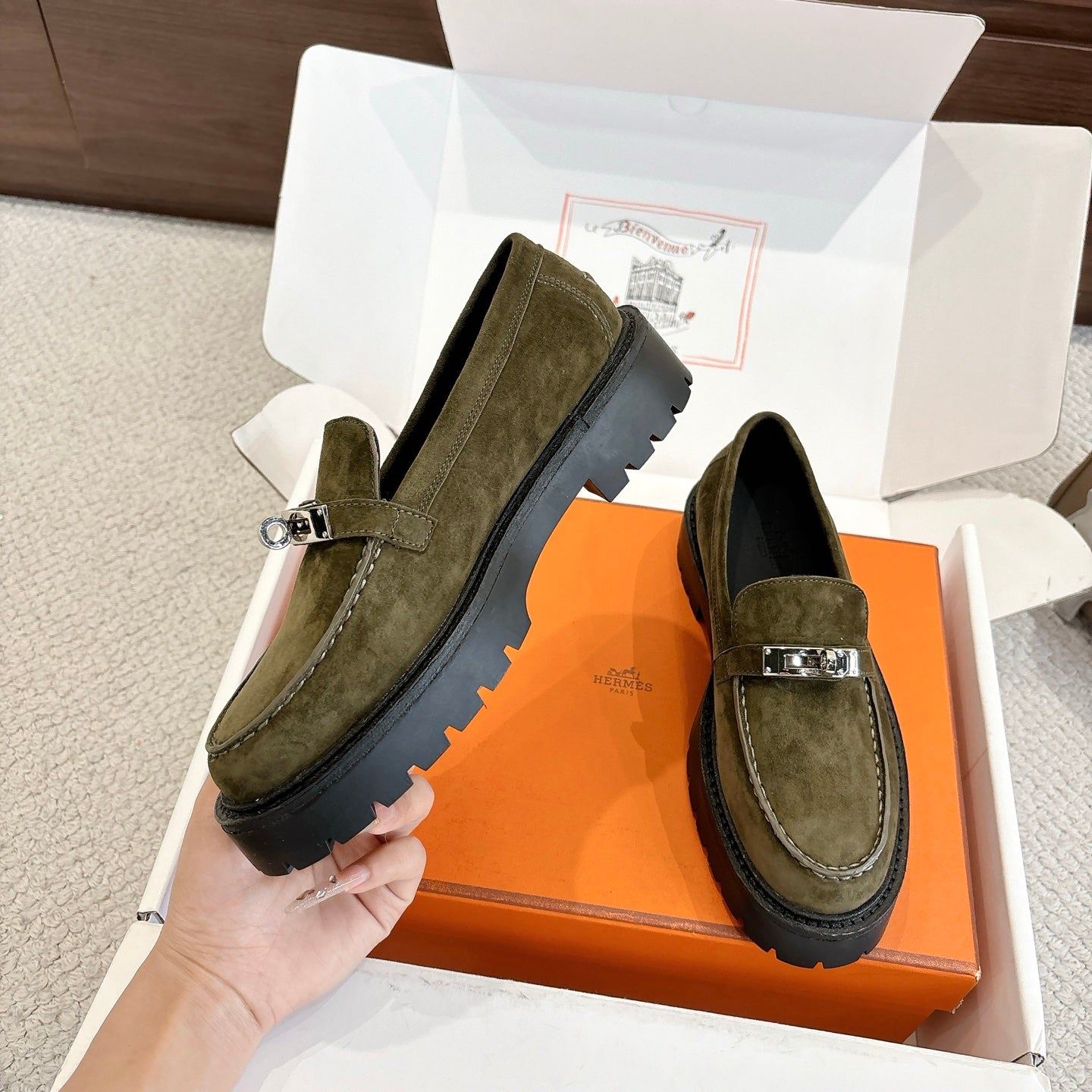 Hermes Sneaker
