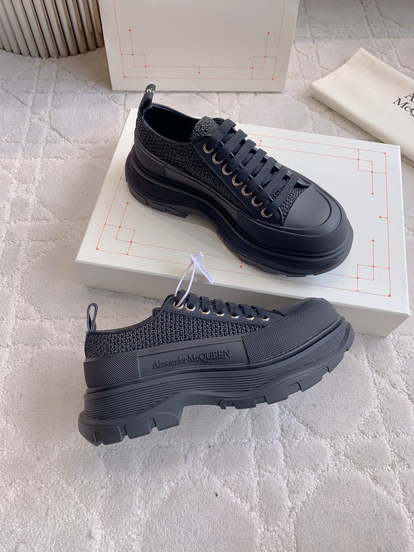 Alexander McQueen Sneaker