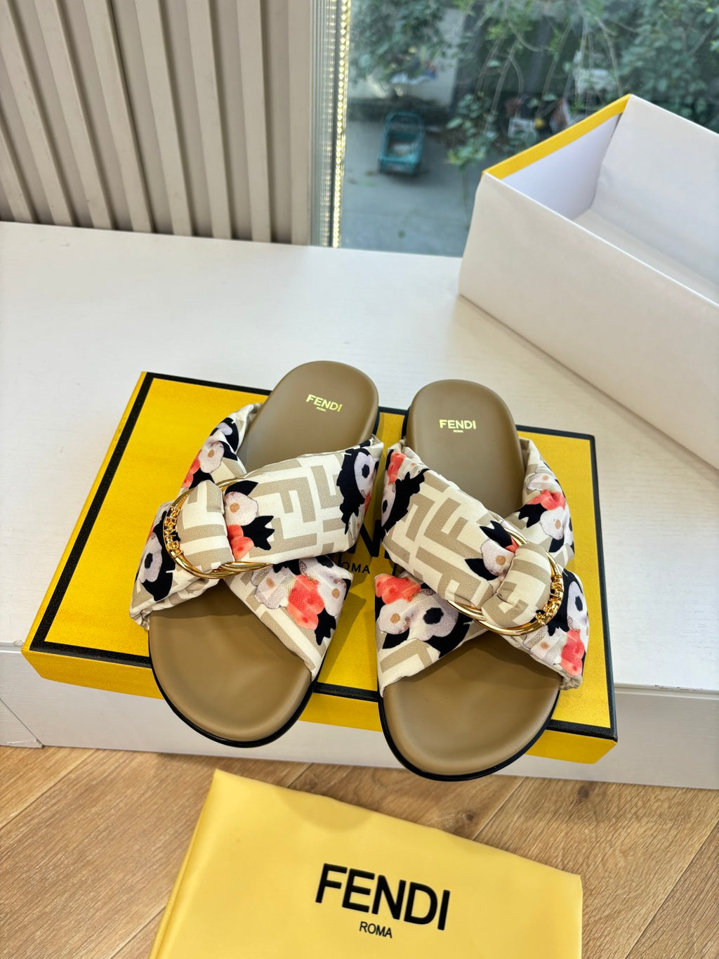 Fendi Slipper