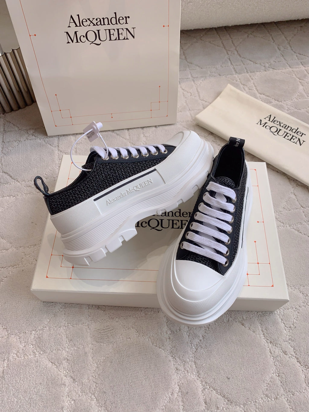 Alexander McQueen Sneaker