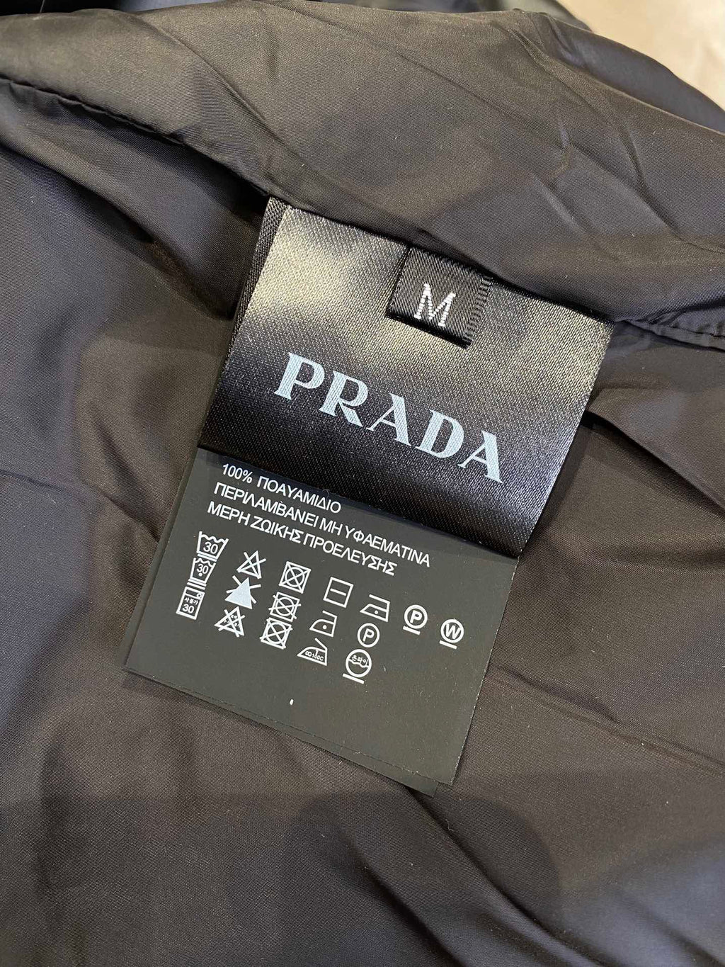 Prada Mont
