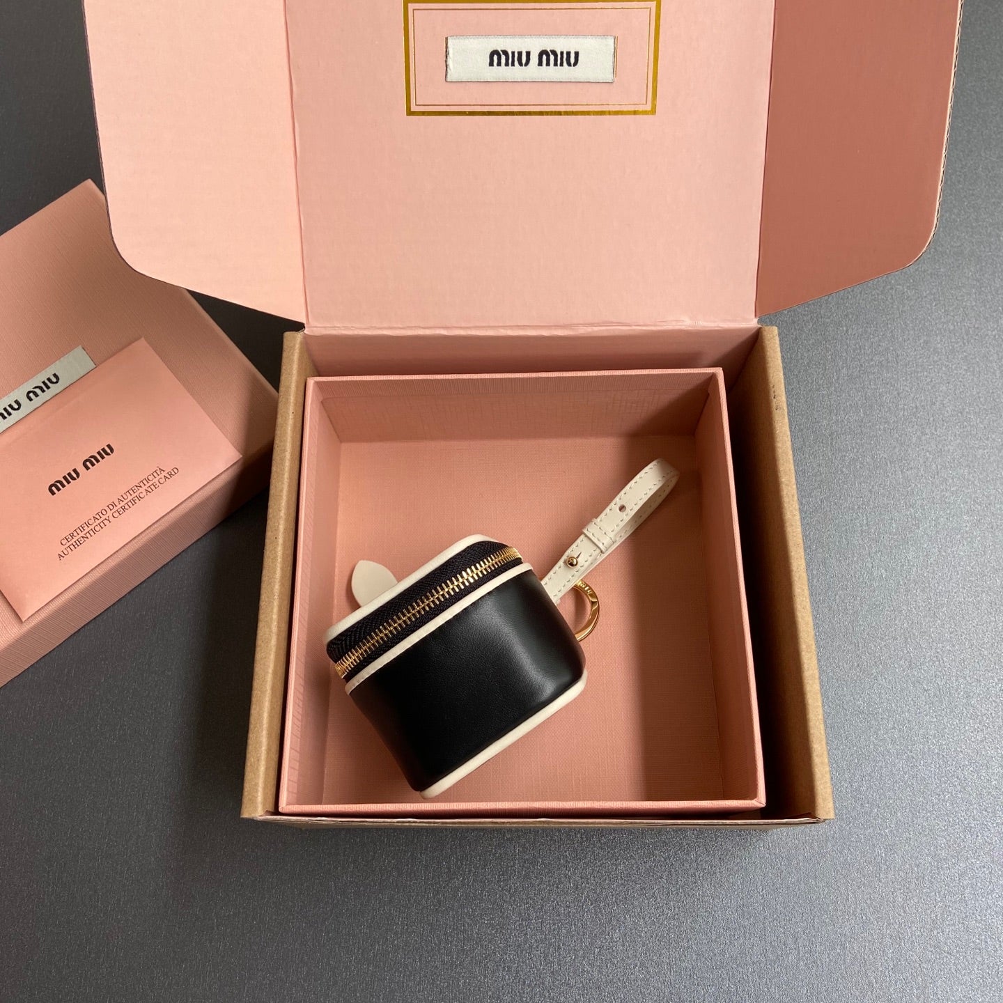 Miu miu cüzdan