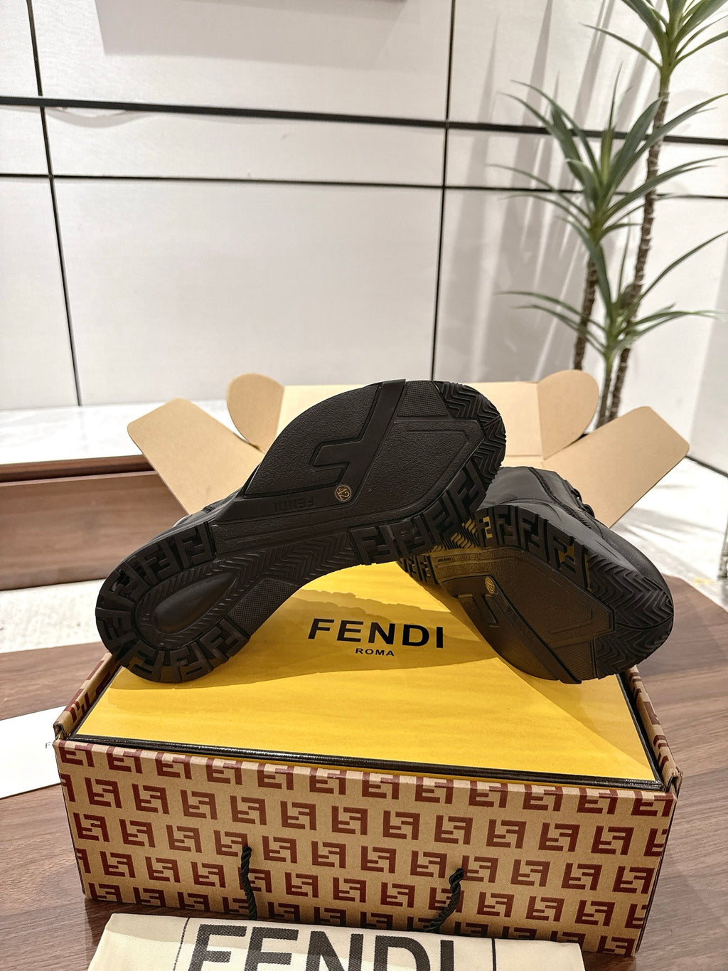 Fendi Sneaker