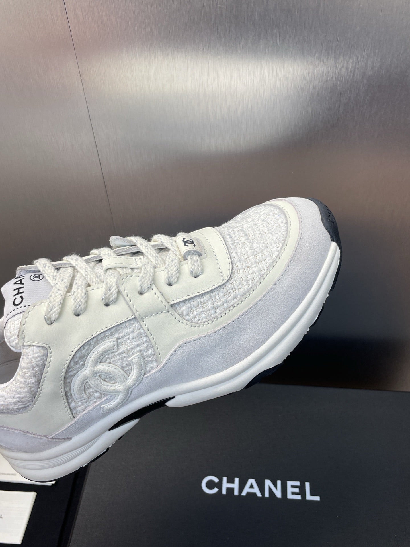 Chanel sneaker