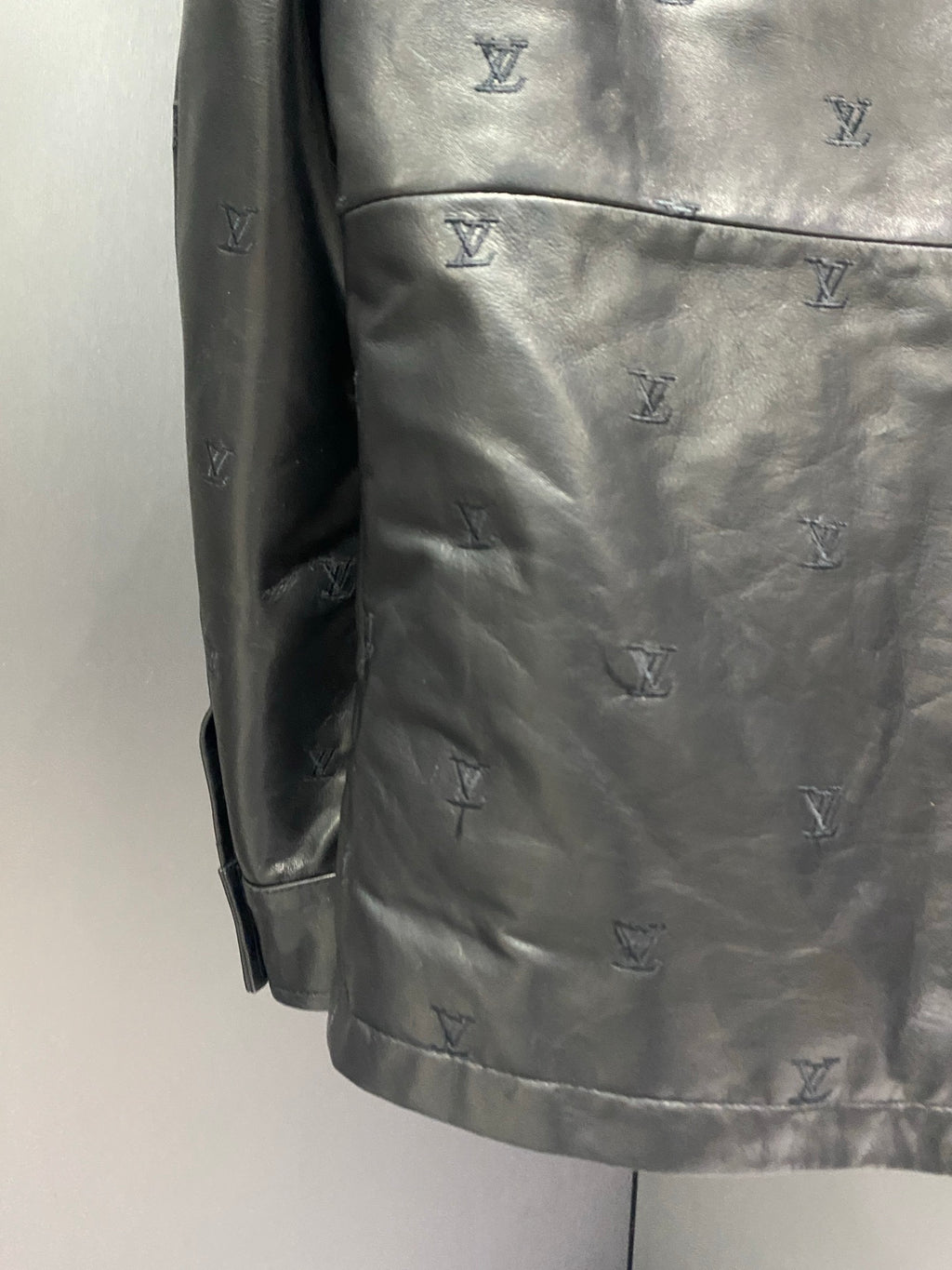 Louis Vuitton Deri Mont