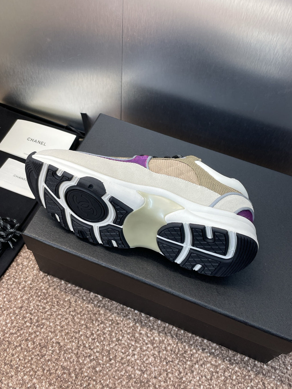 Chanel sneaker