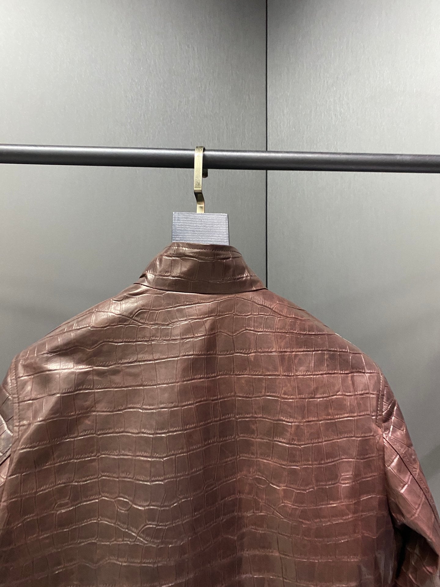 Louis Vuitton Deri Mont