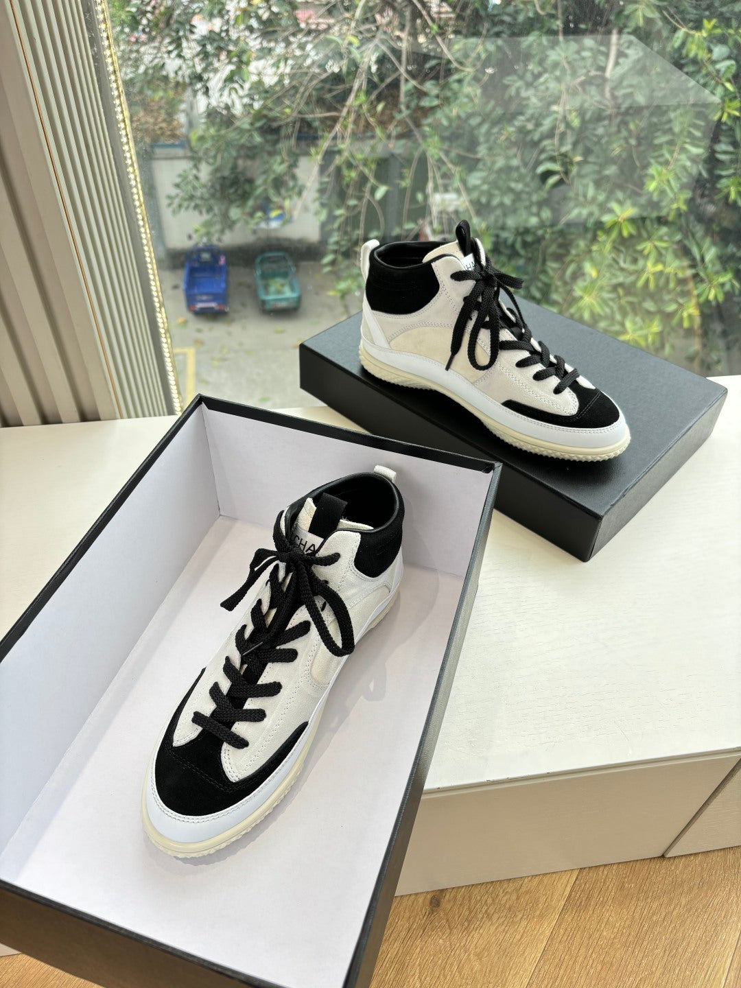 Chanel Sneaker