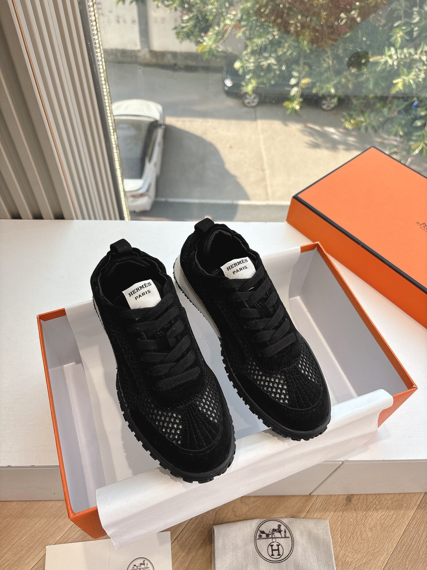 Hermes Sneaker