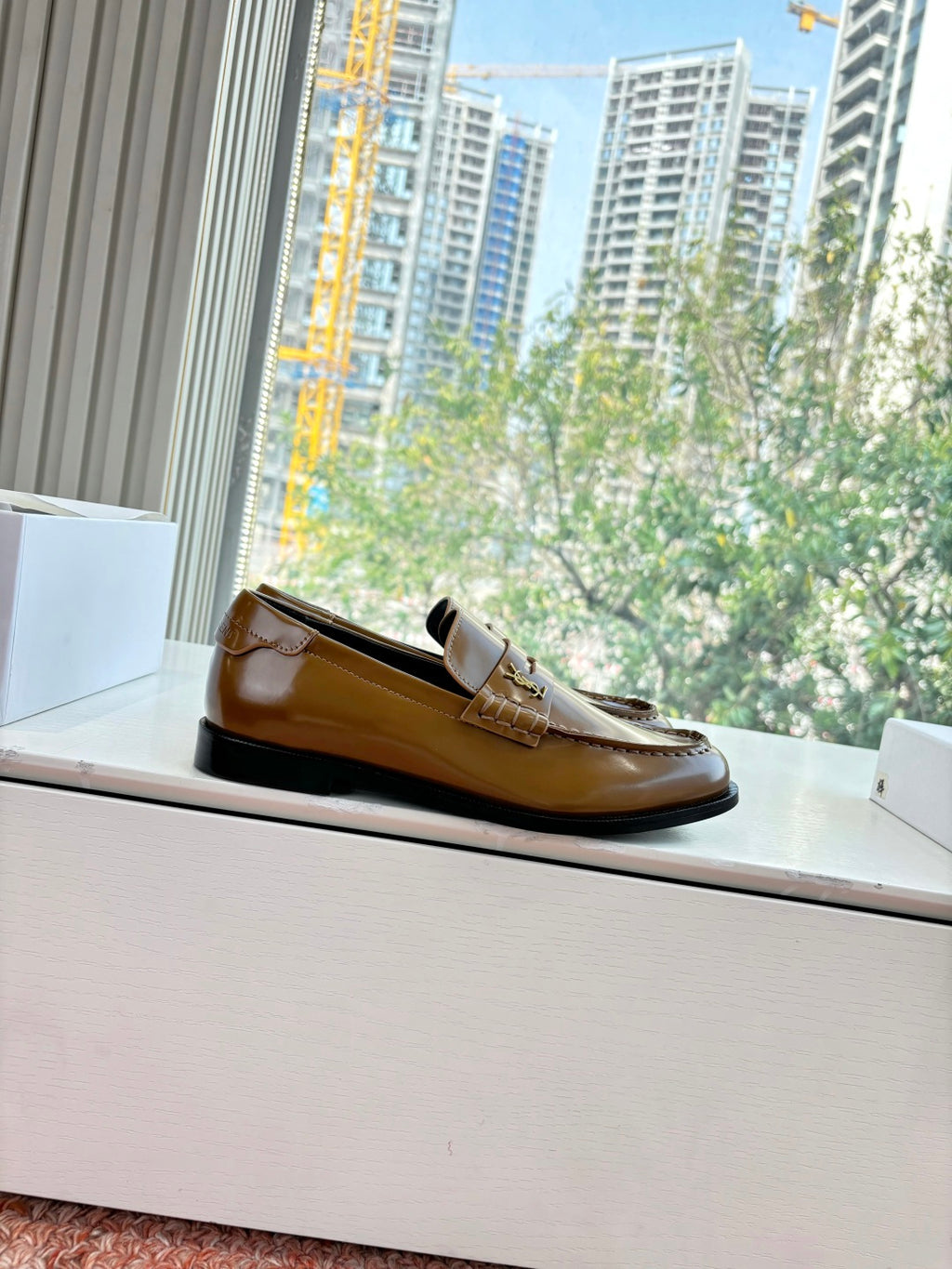 Yves Saint Laurent Loafer