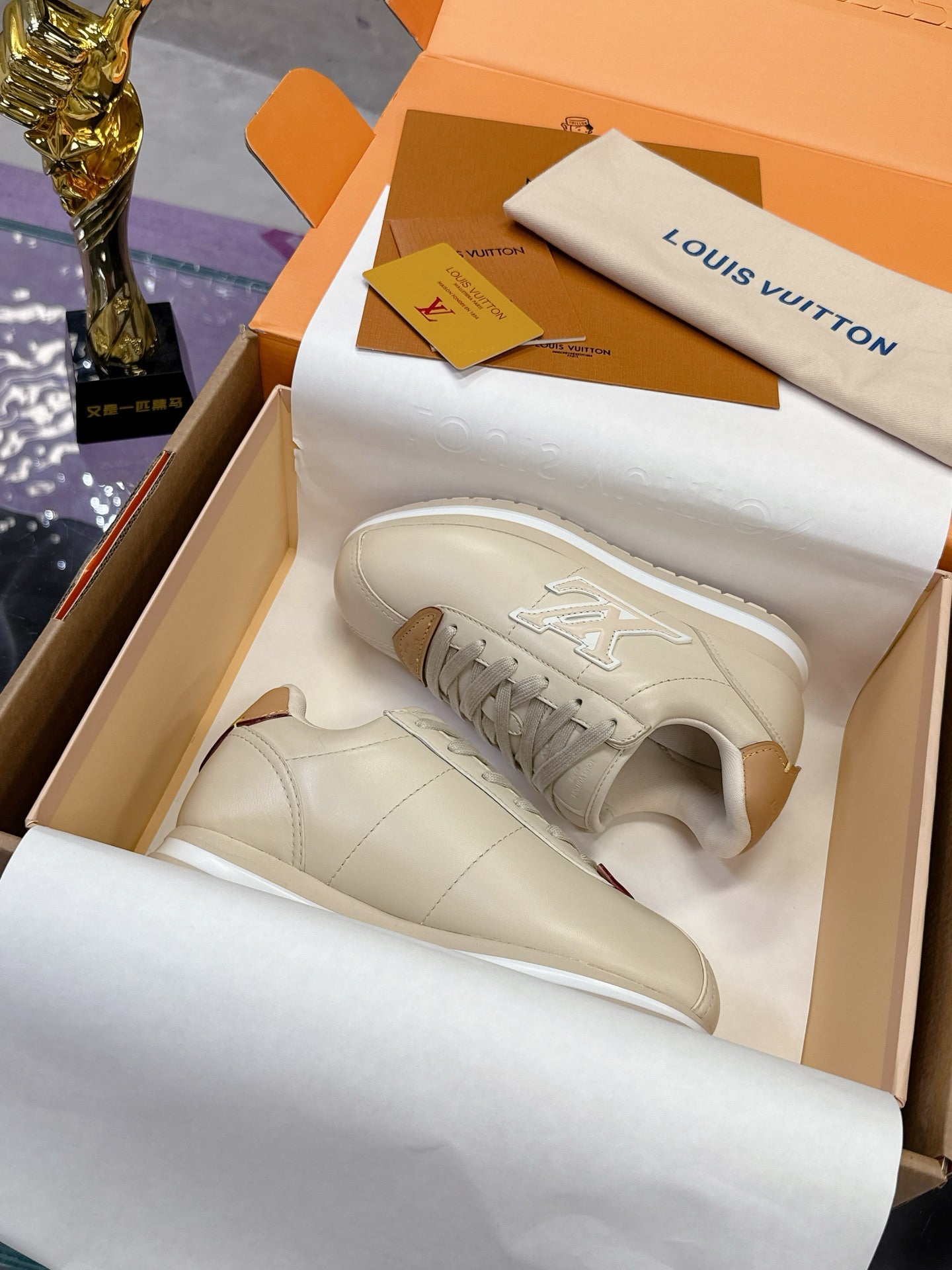 Louis Vuitton Sneaker