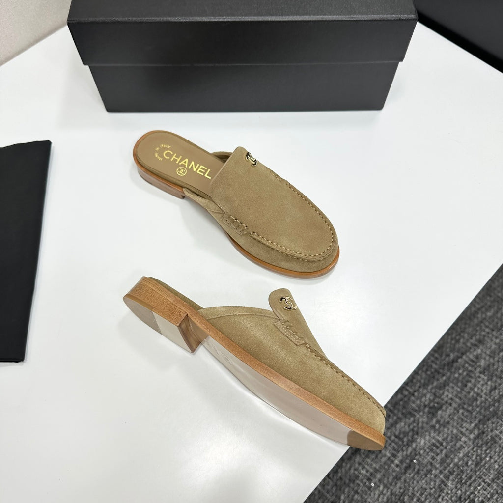 Chanel Slipper