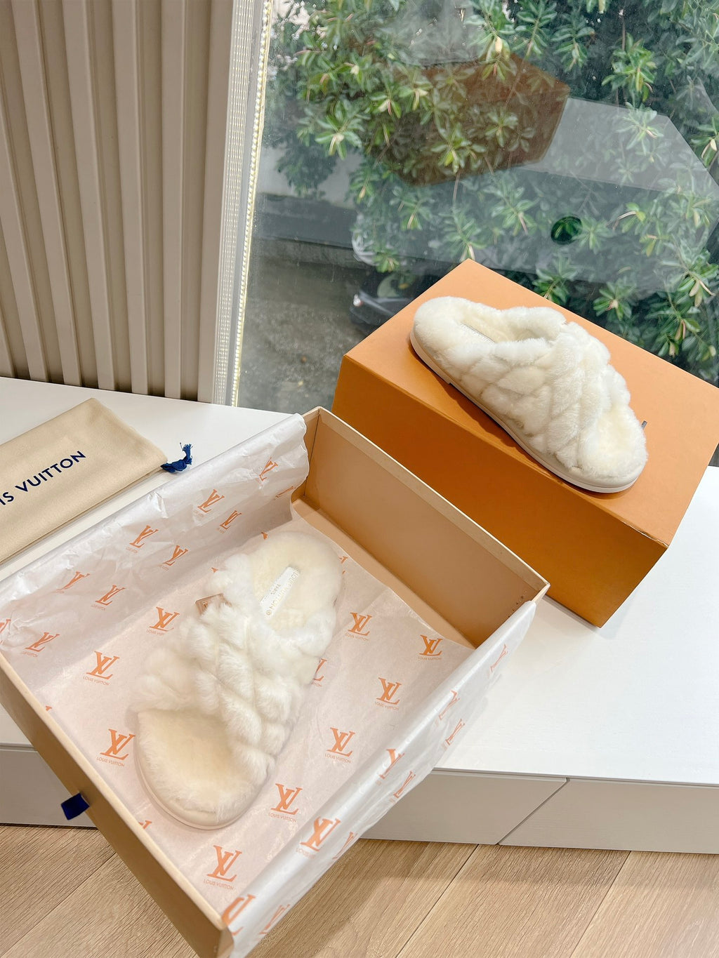 Louis Vuitton Slipper