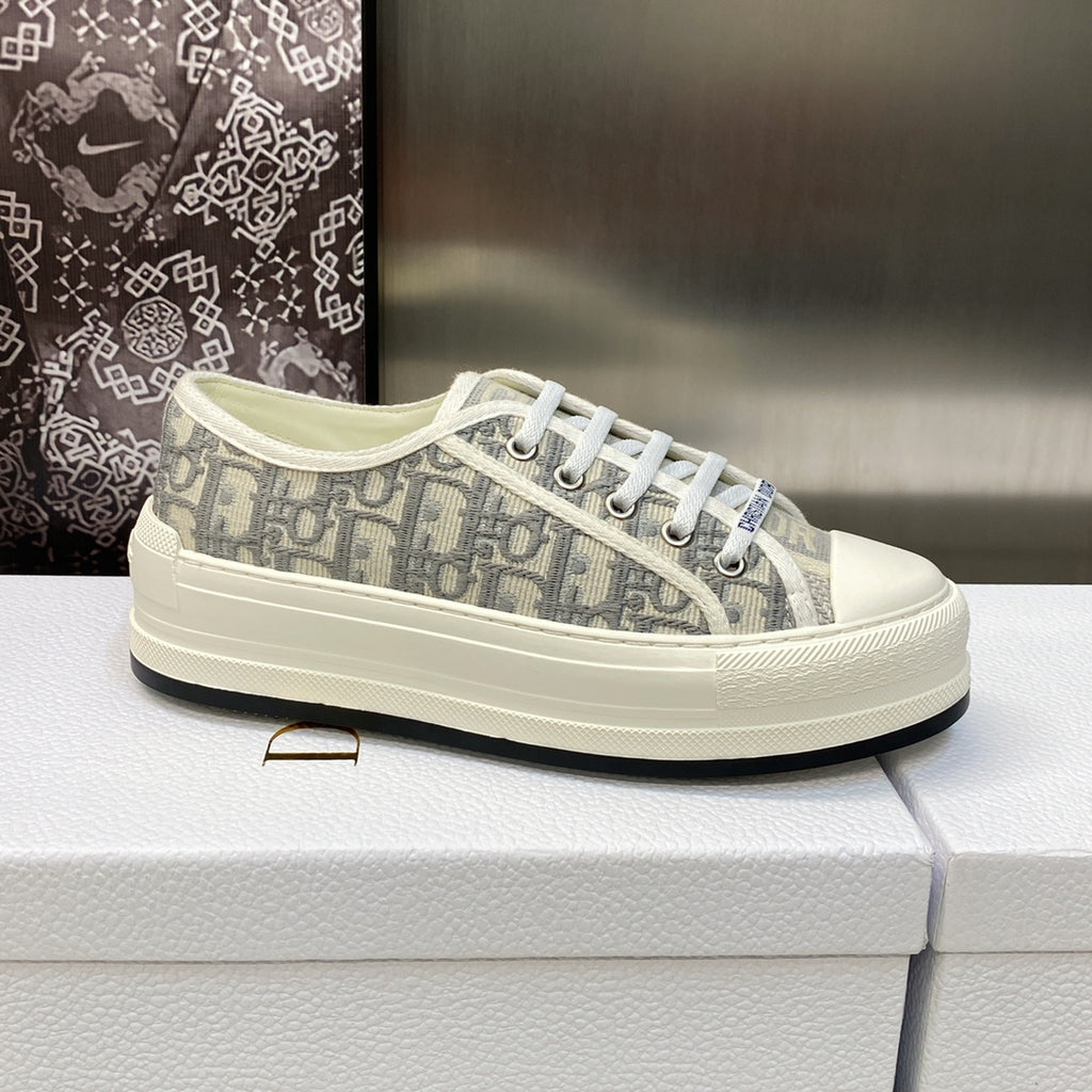 Dior Sneaker