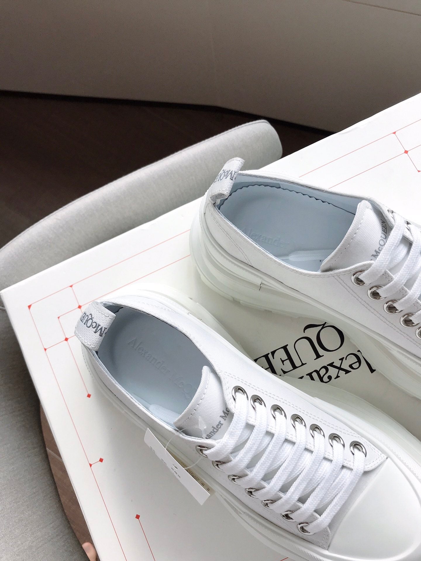 Alexander McQueen Sneaker