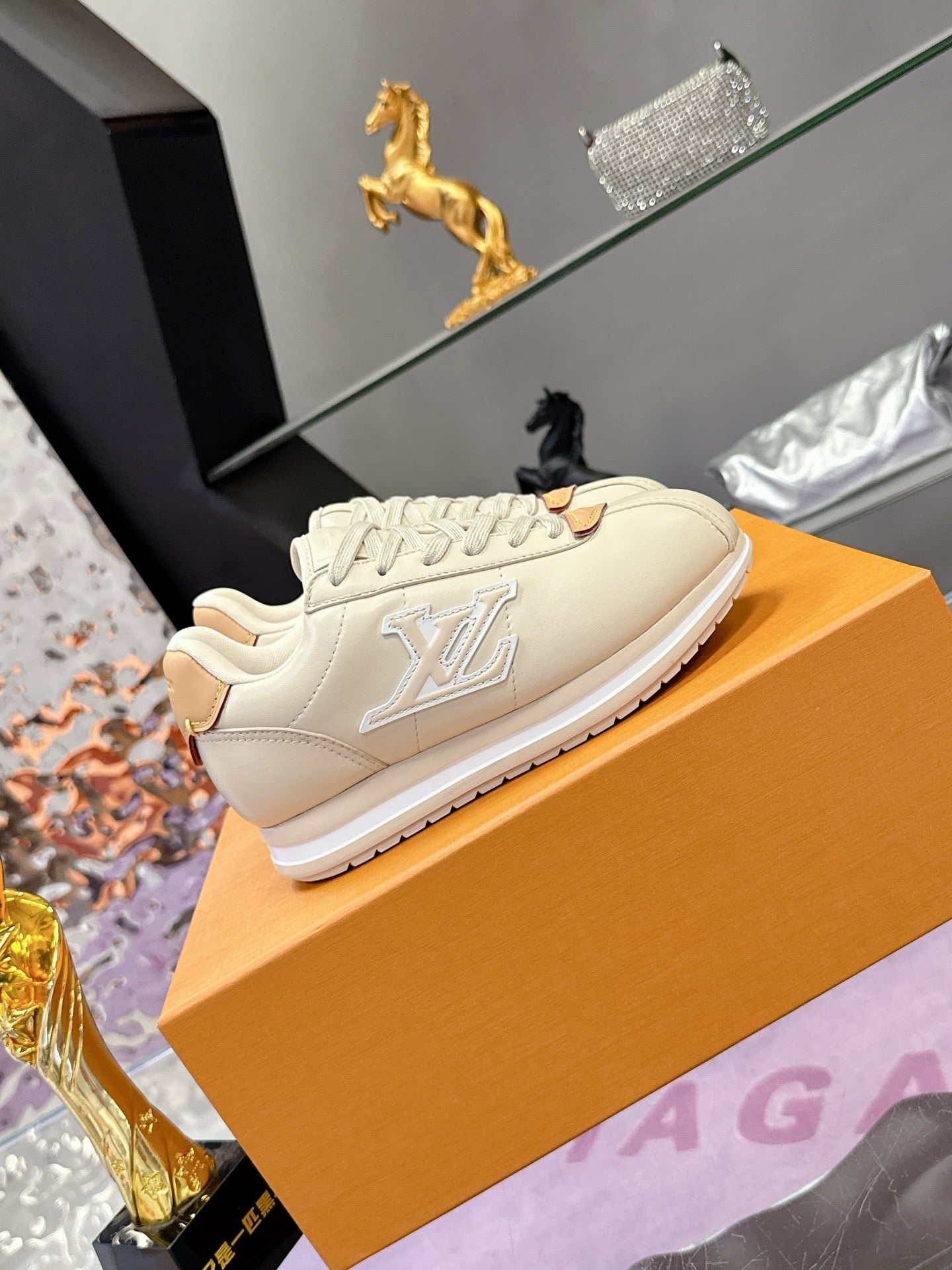 Louis Vuitton Sneaker