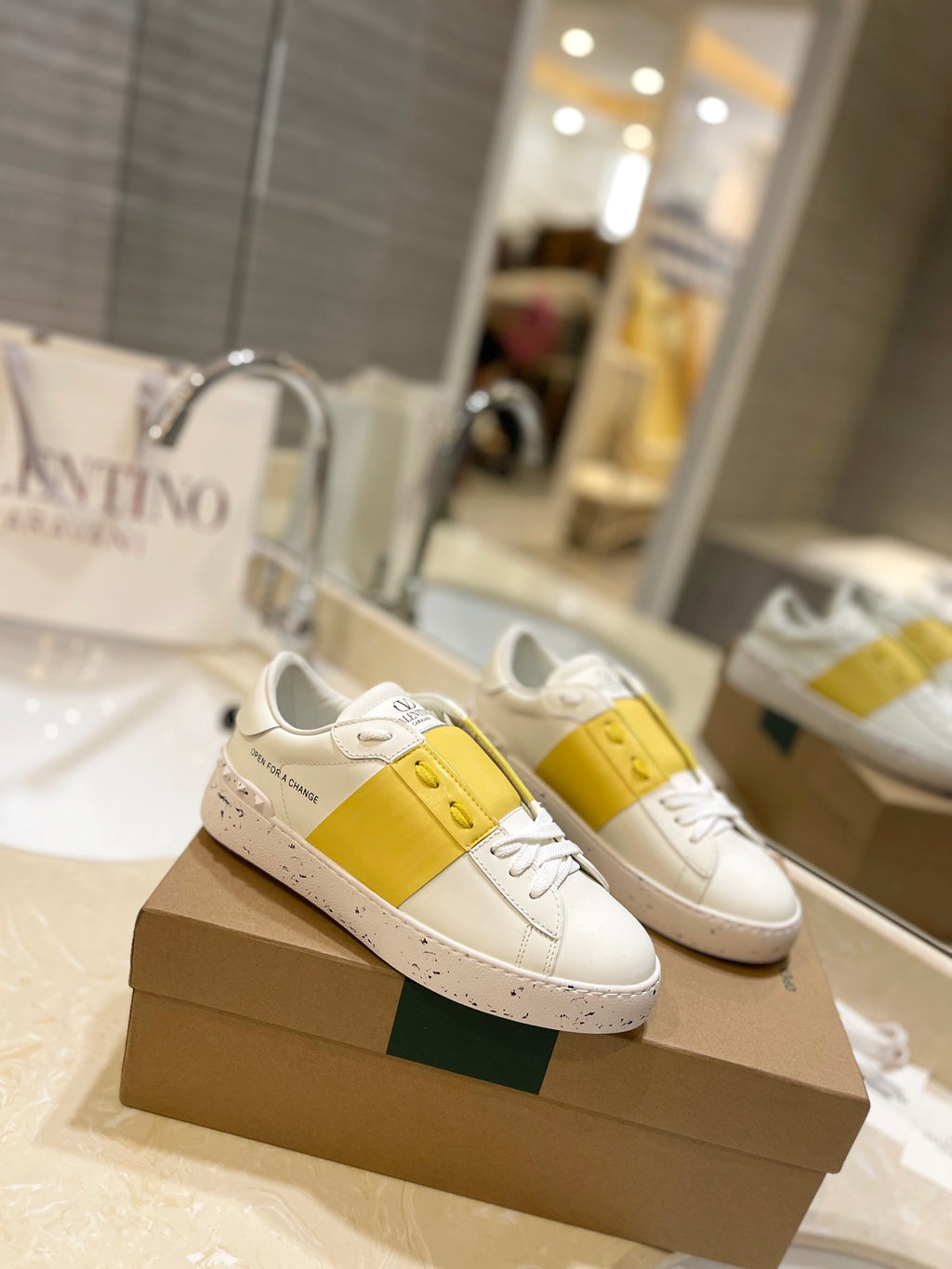 Valentino Sneaker