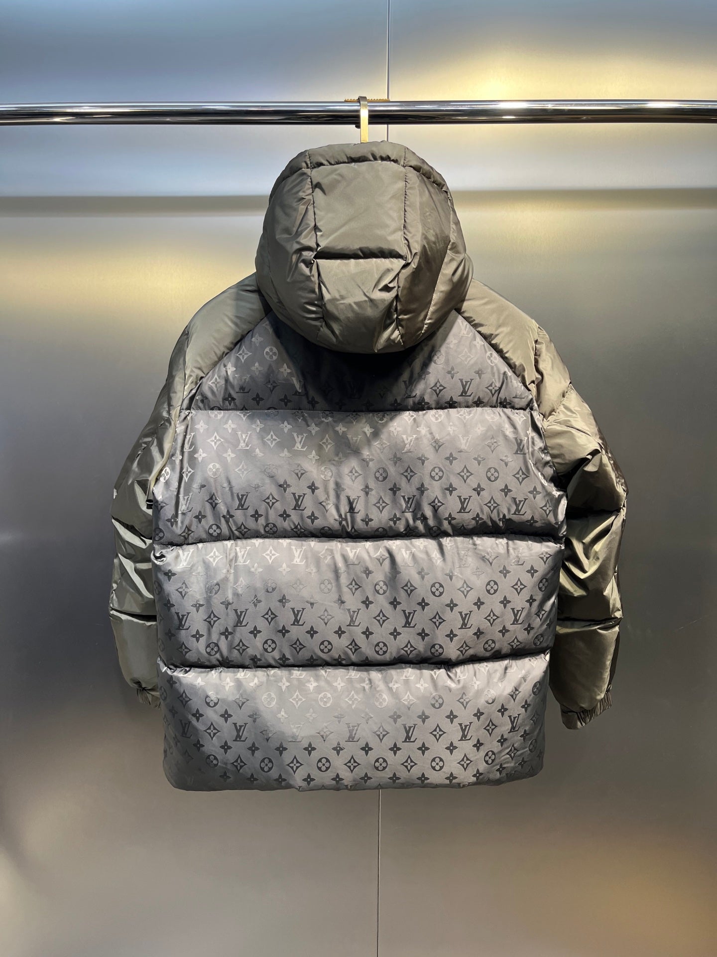 Louis Vuitton Mont