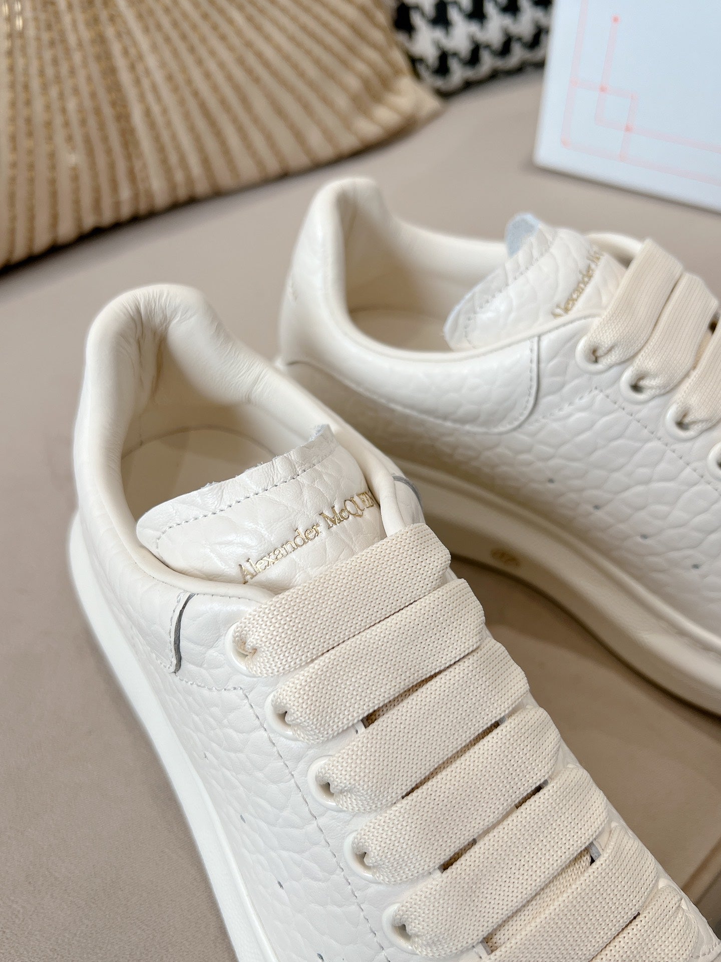 Alexander McQueen Sneaker