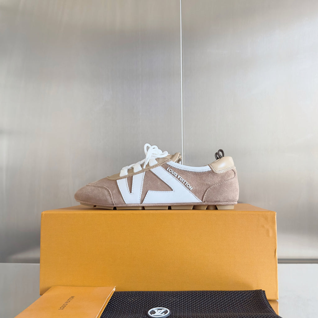Louis Vuitton Sneaker