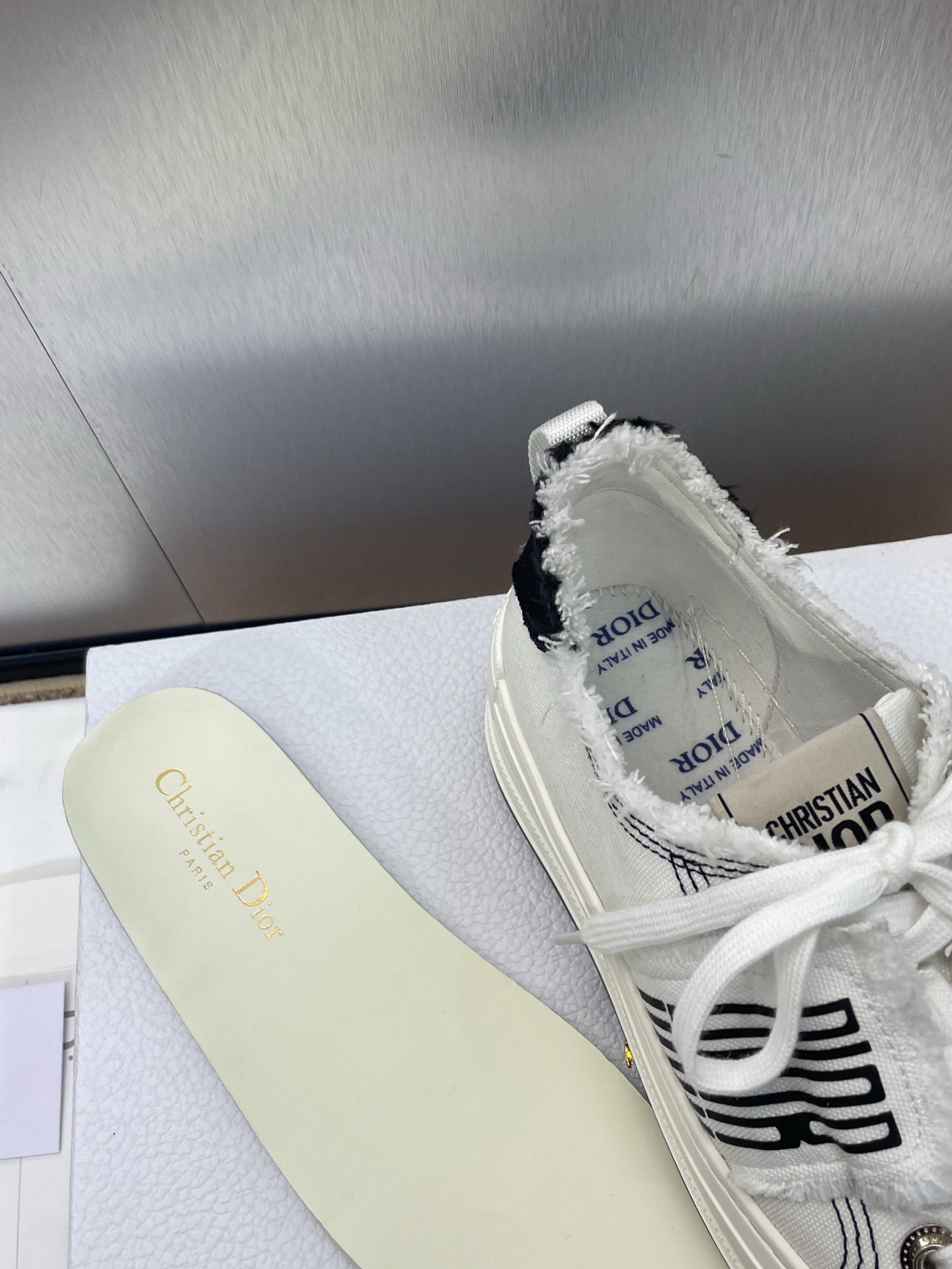 Dior Sneaker
