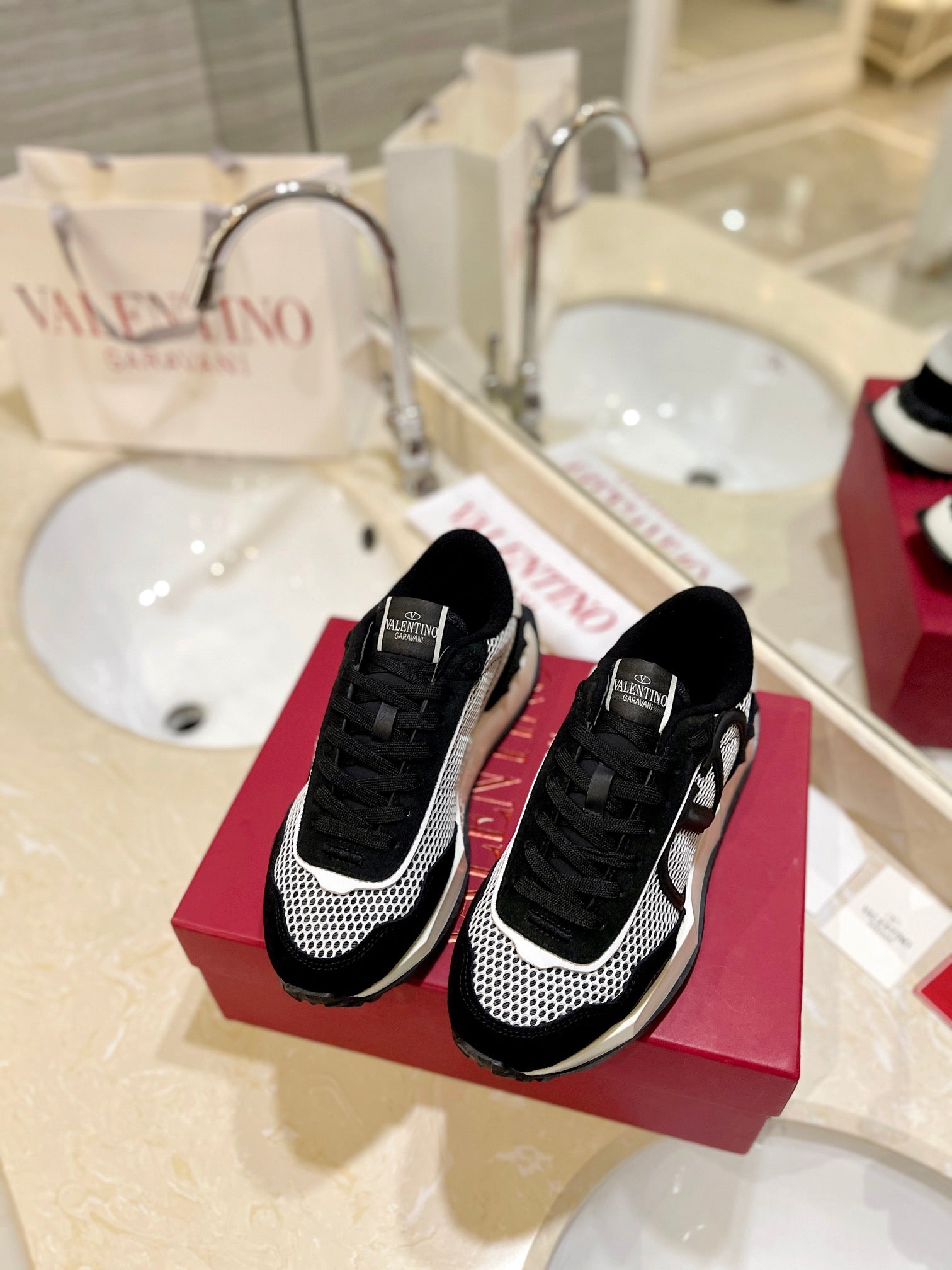 Valentino Sneaker