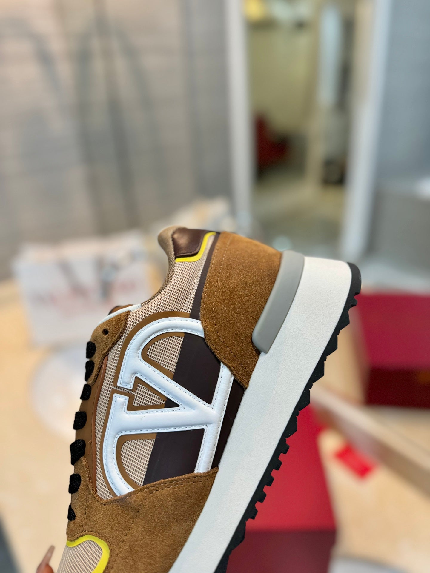 Valentino Sneaker