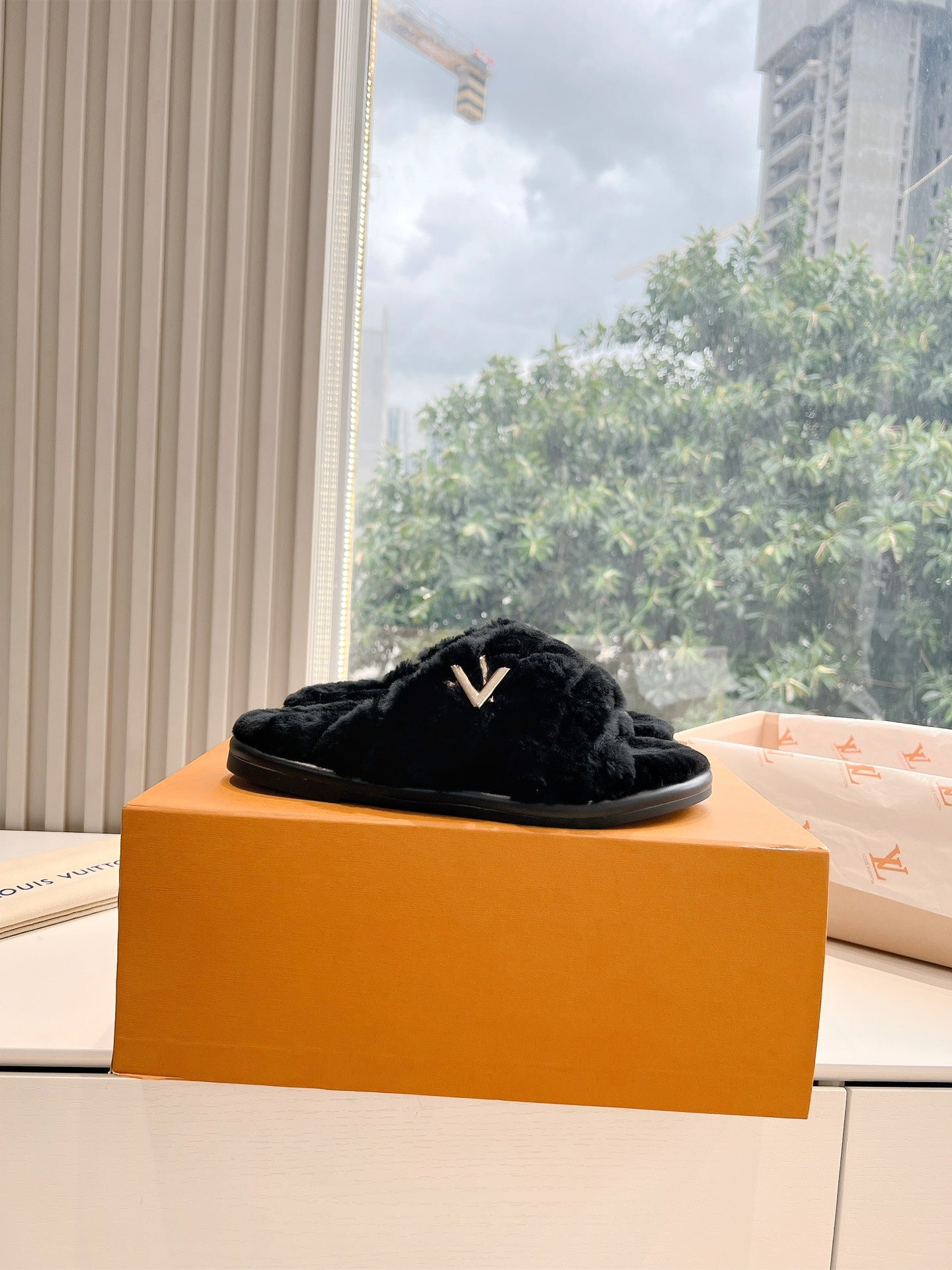 Louis Vuitton Slipper
