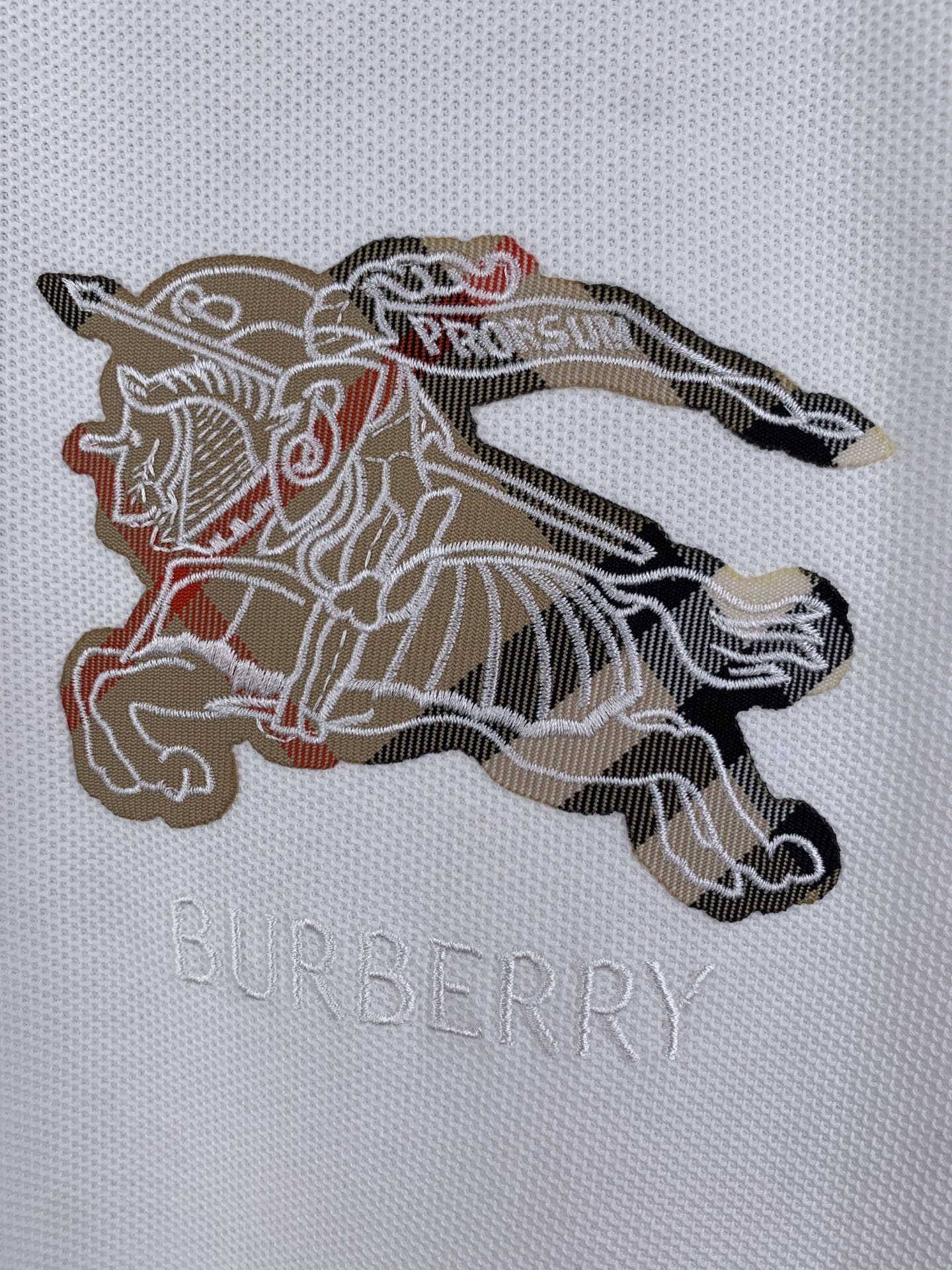 Burberry Tshirt