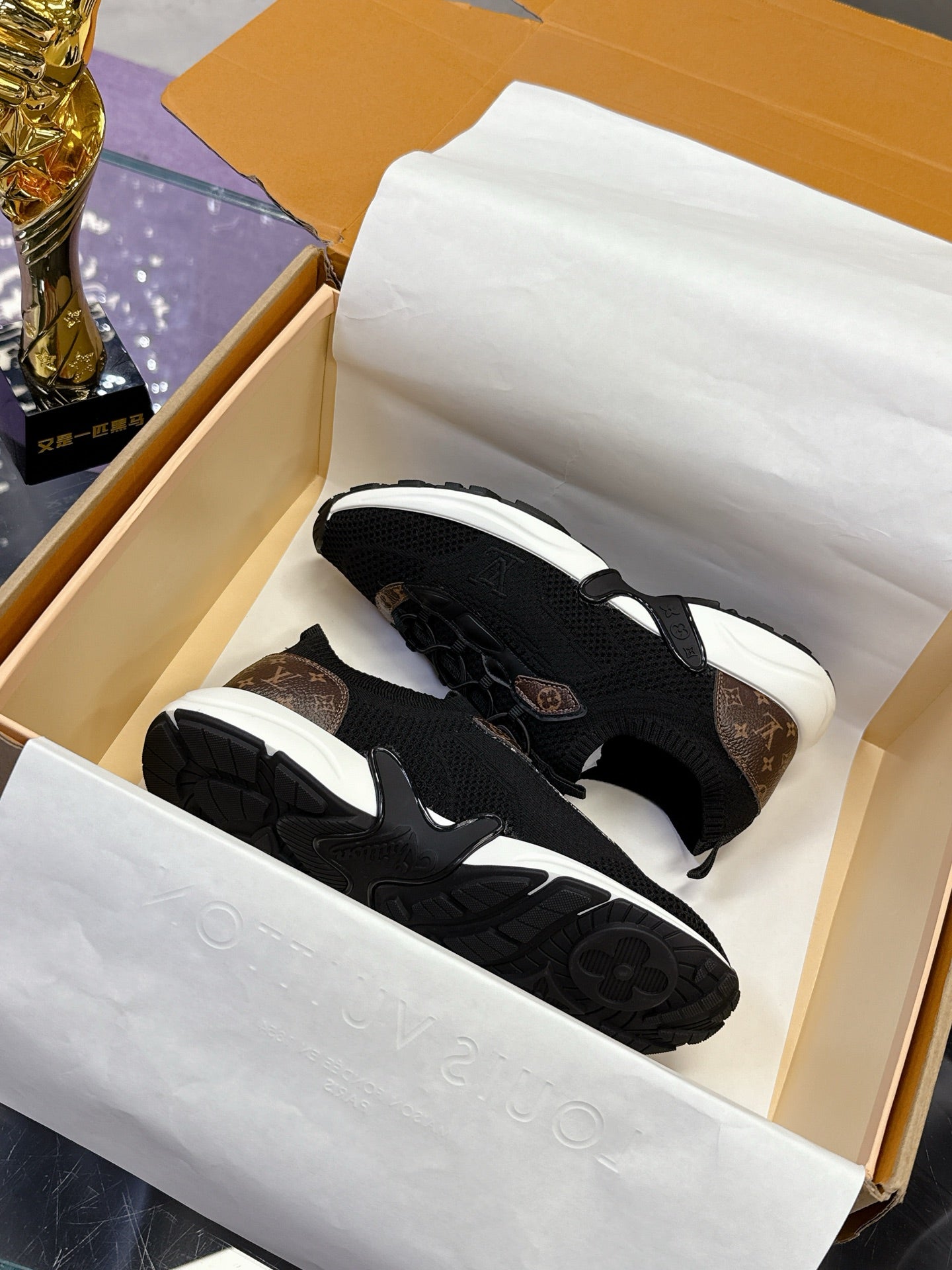 Louis Vuitton Sneaker