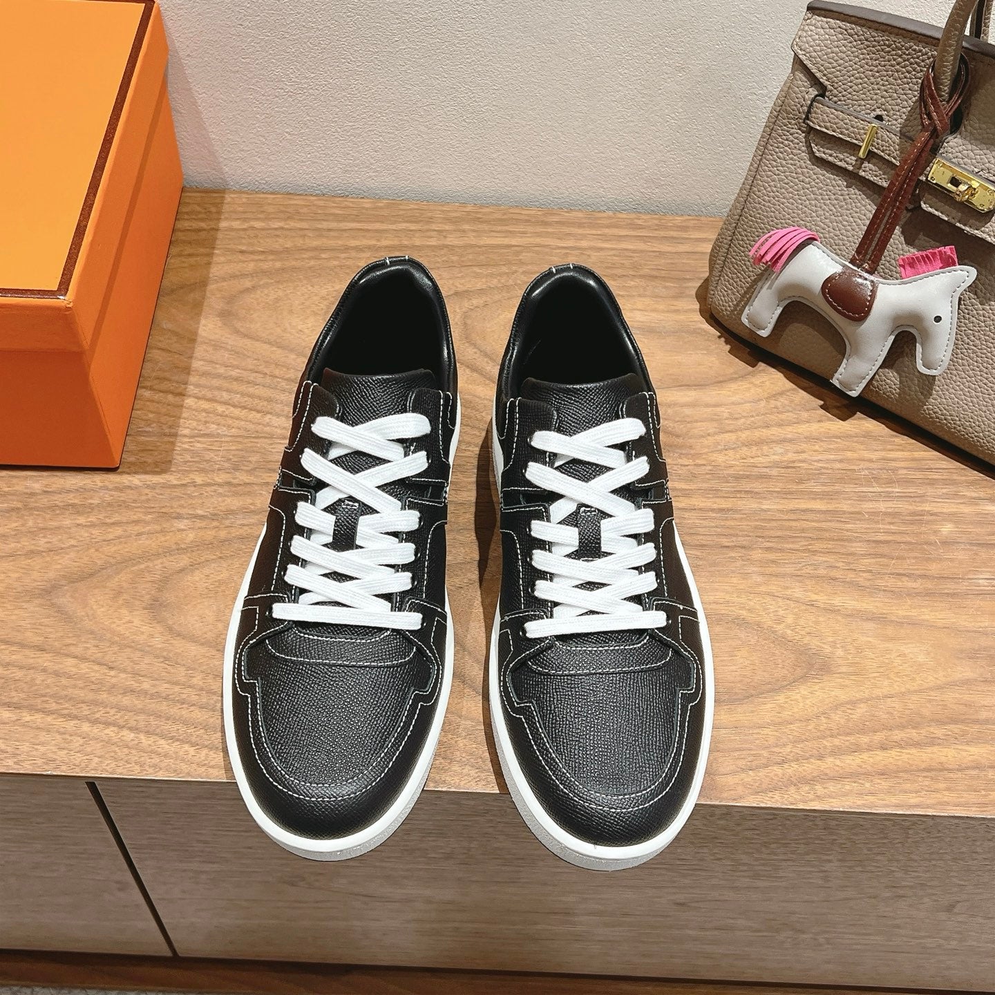 Hermes Sneaker
