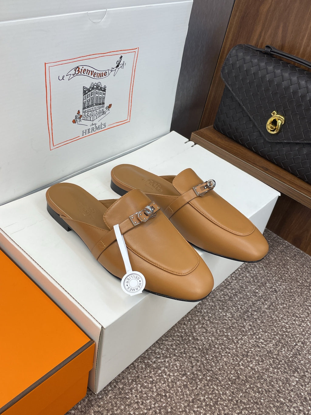 Hermes Slipper