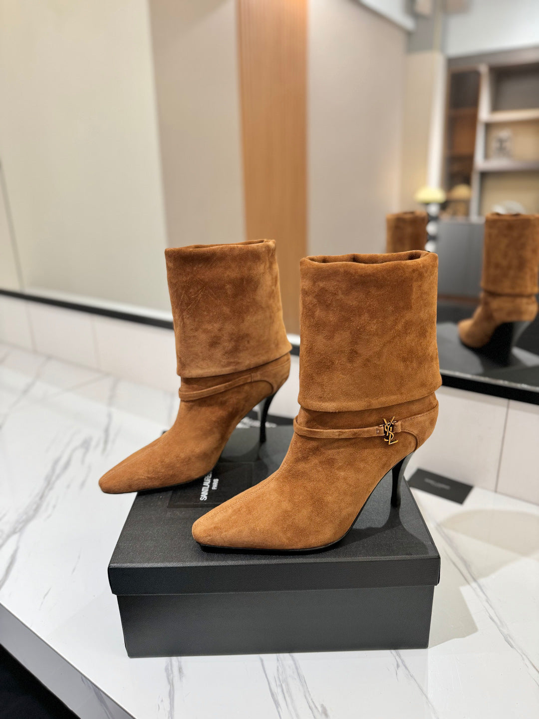 Saint Laurent Çizme