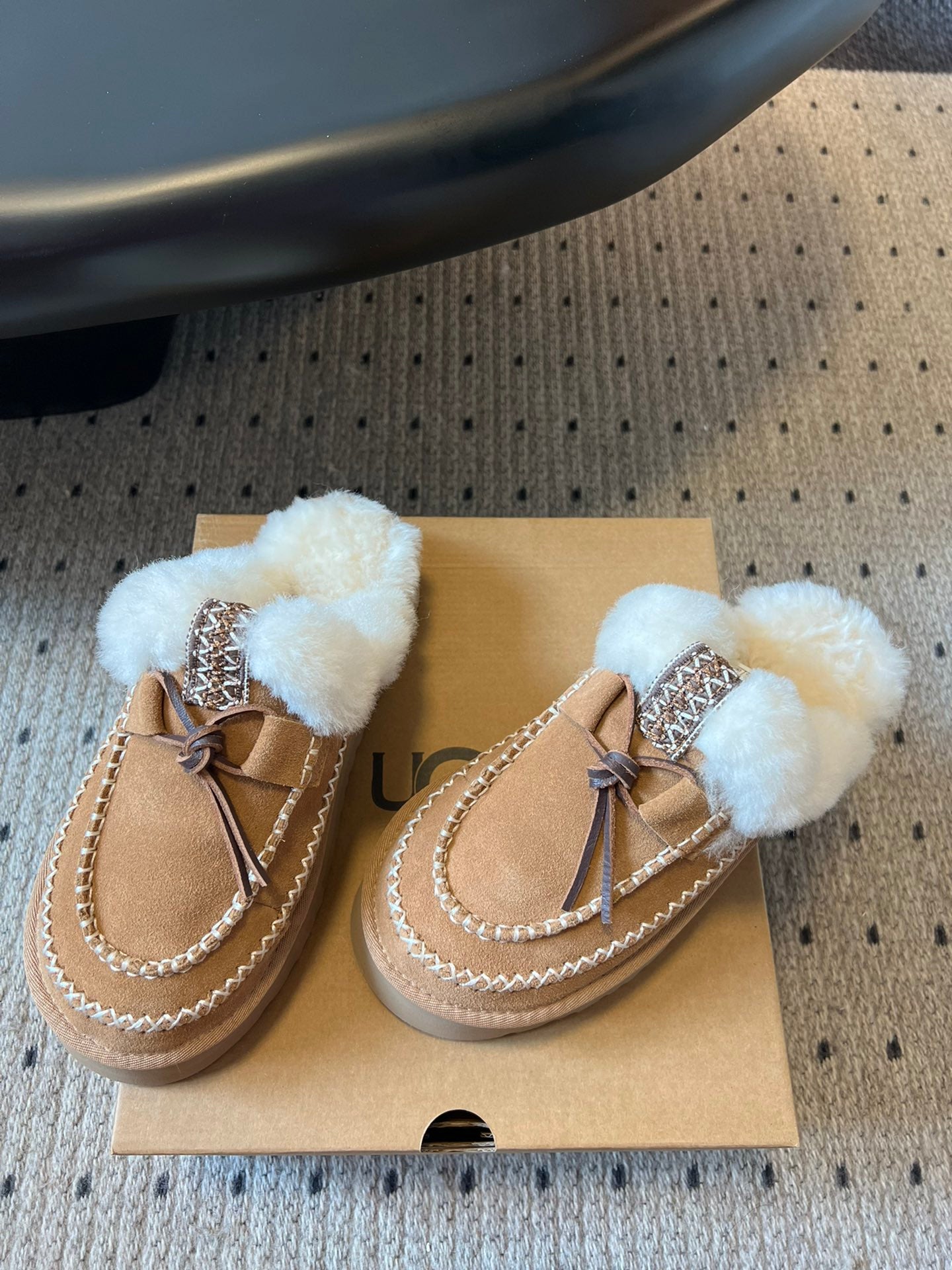 Ugg Slipper