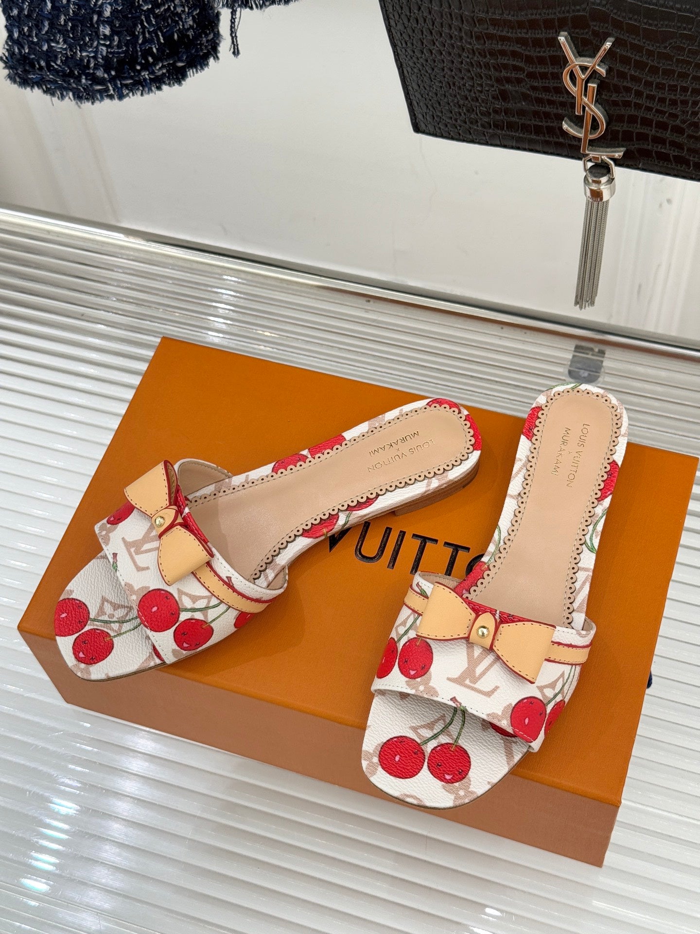 Louis Vuitton Slipper