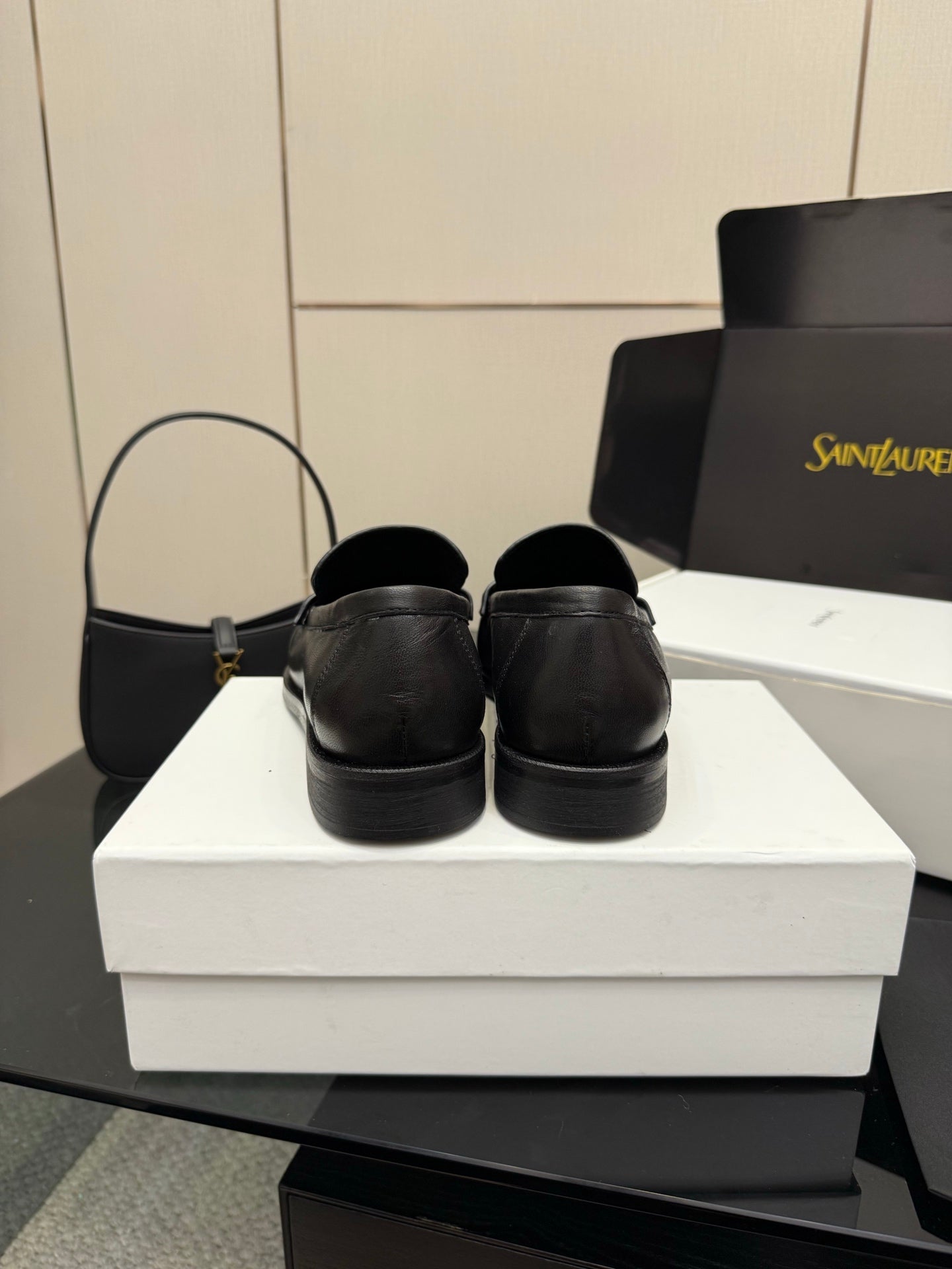 Yves Saint Laurent Loafer