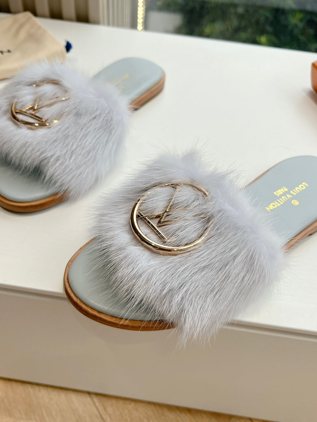 Louis Vuitton Slipper