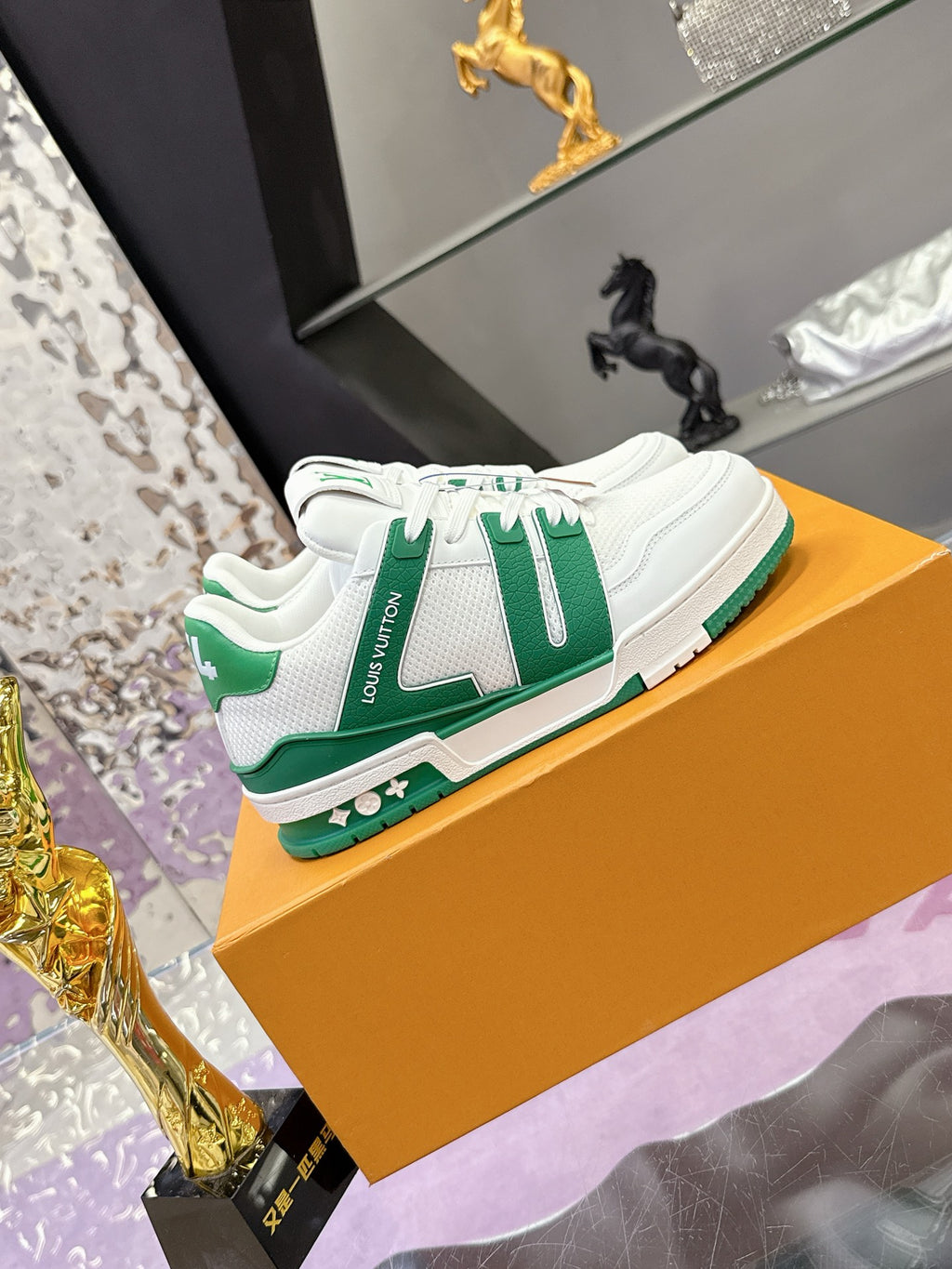 Louis Vuitton Sneaker