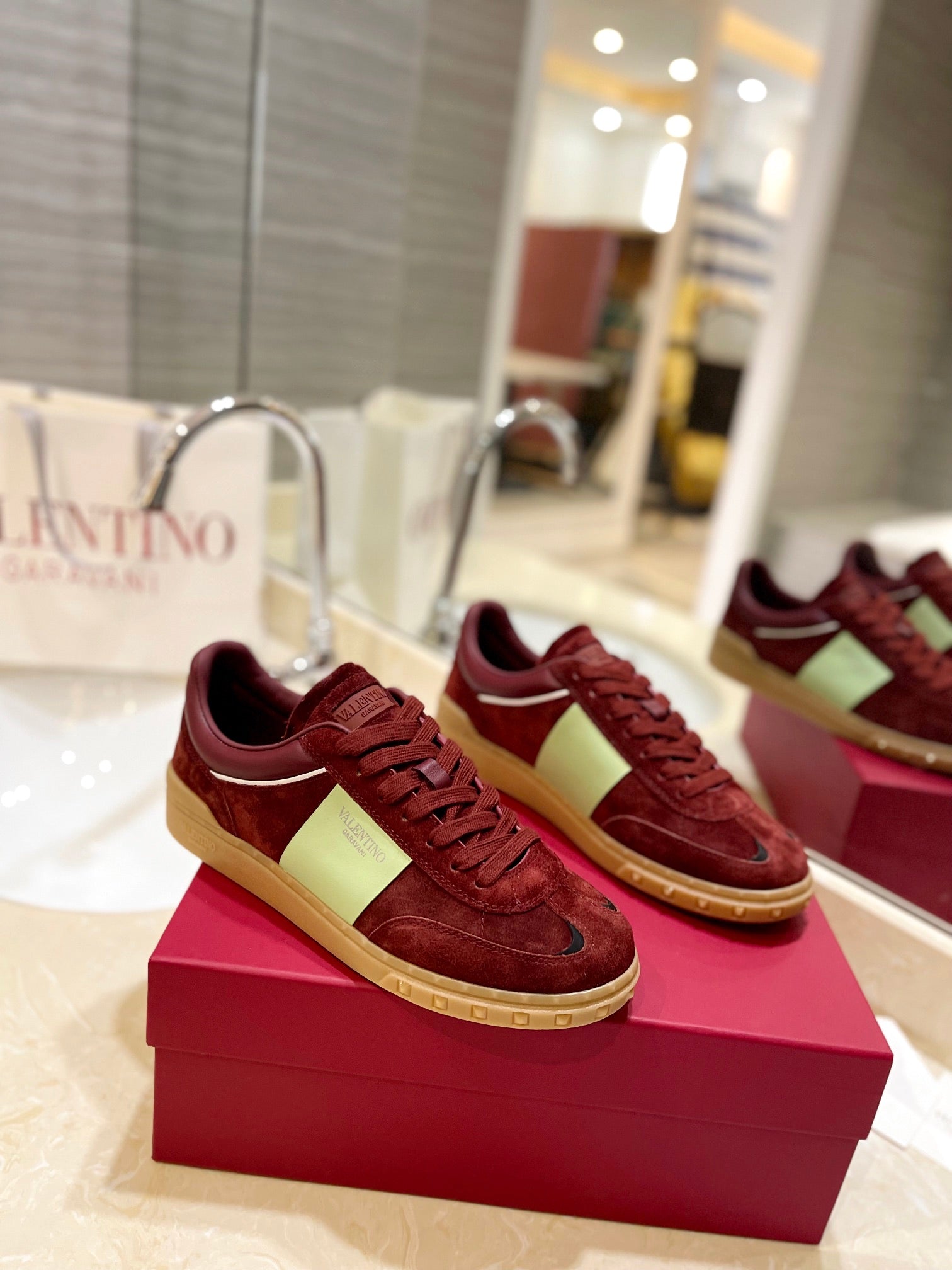 Valentino Sneaker